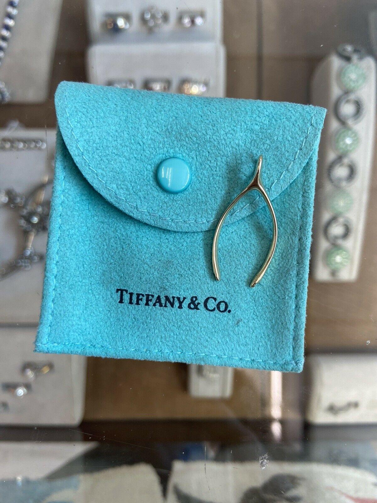 Tiffany & Co. 14k Yellow Gold Wishbone Charm / Pendant w/Pouch Vintage In Excellent Condition In Beverly Hills, CA