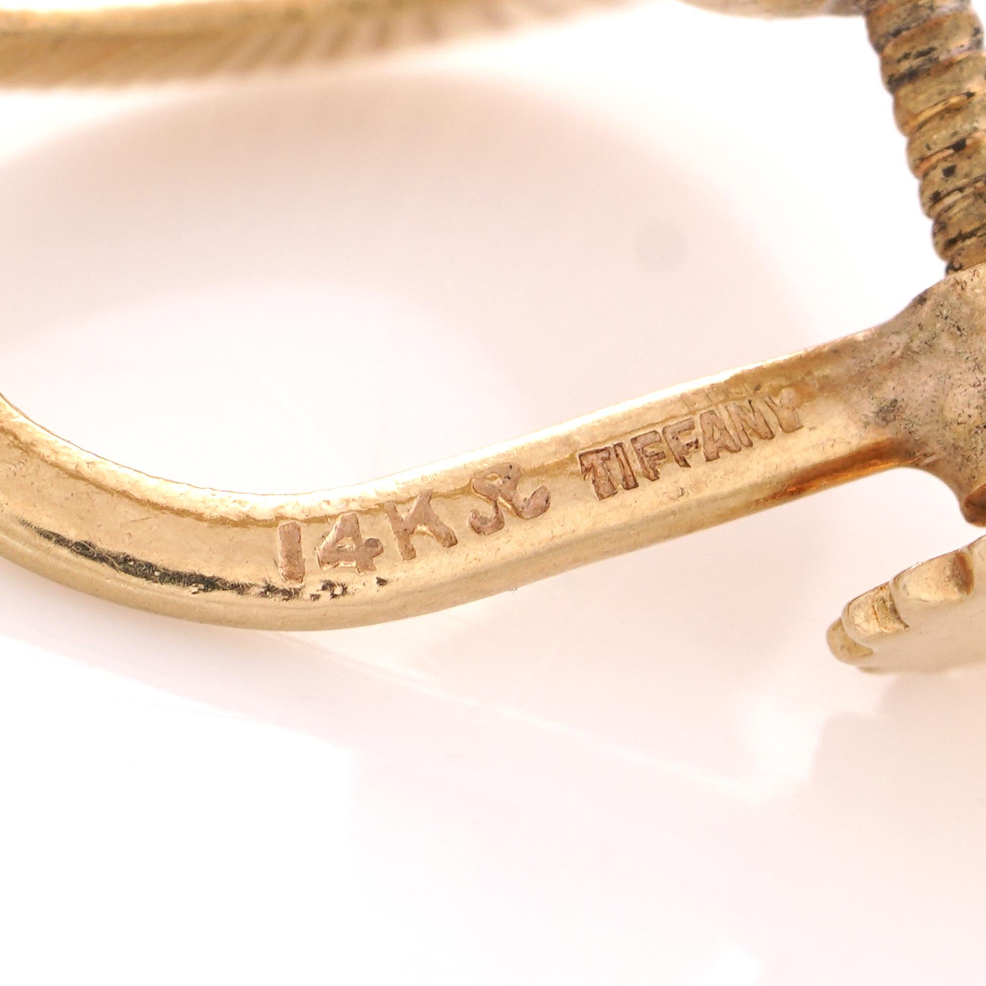 Tiffany & Co. 14kt. Gold Paar Herz geriffelt Design Ohrringe mit Schraube - zurück. im Angebot 1