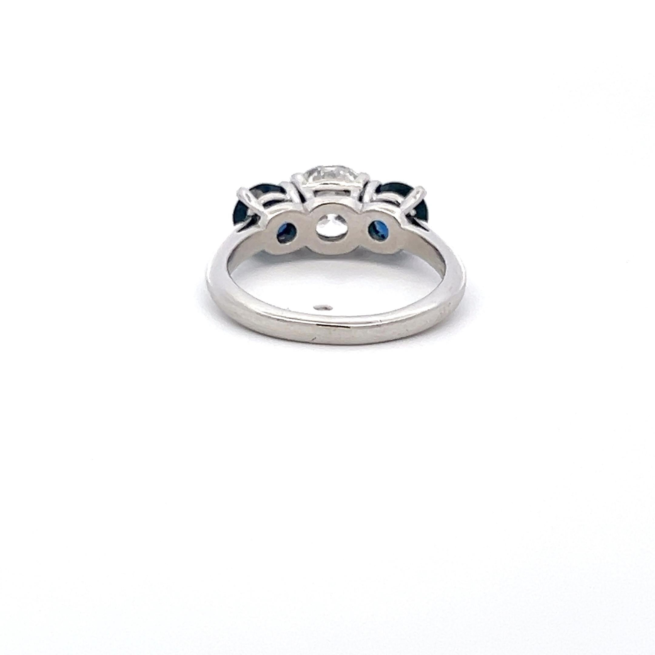 Round Cut Tiffany & Co 1.50 Carat Round Brilliant G VS2 Diamond Platinum Three-Stone Ring