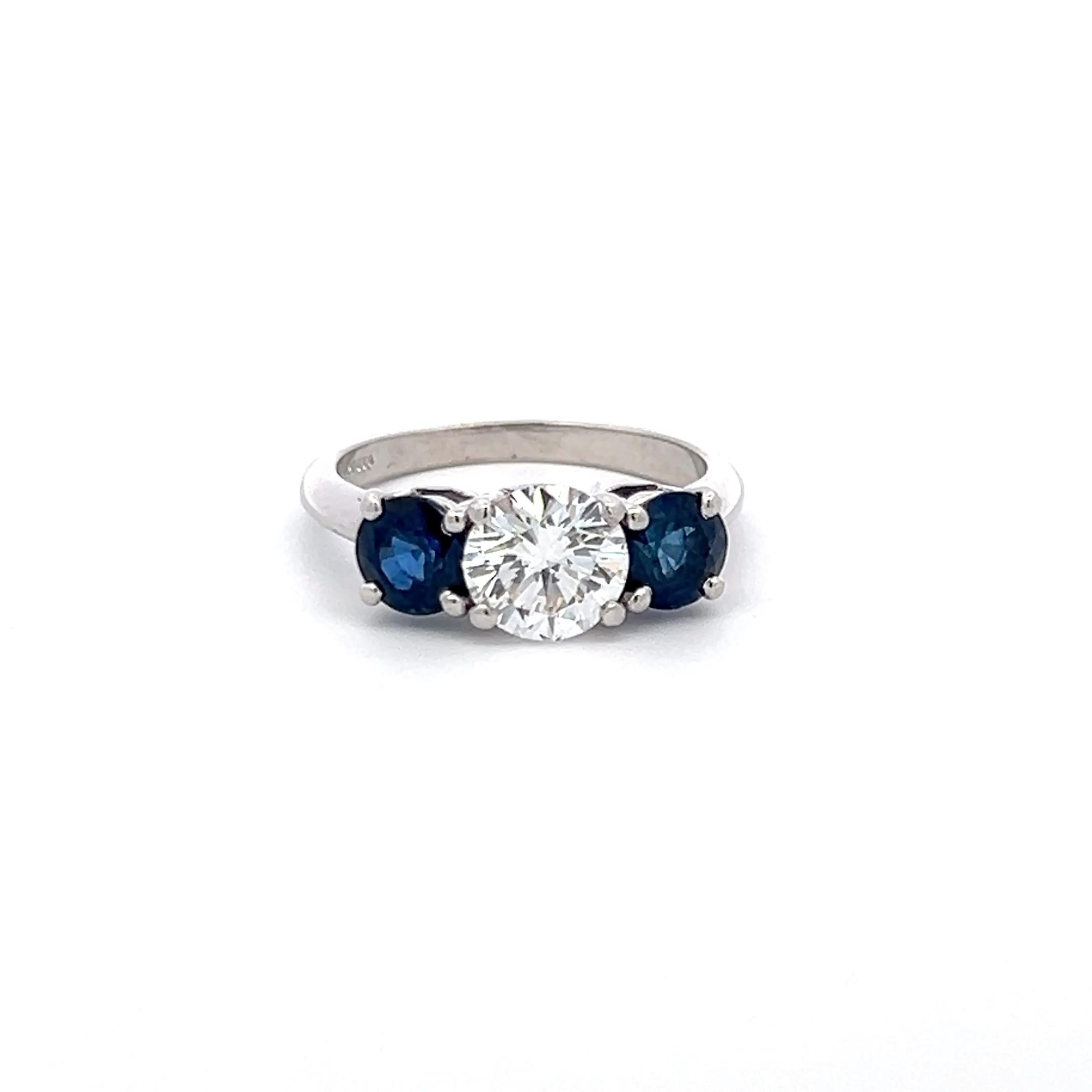 Women's Tiffany & Co 1.50 Carat Round Brilliant G VS2 Diamond Platinum Three-Stone Ring