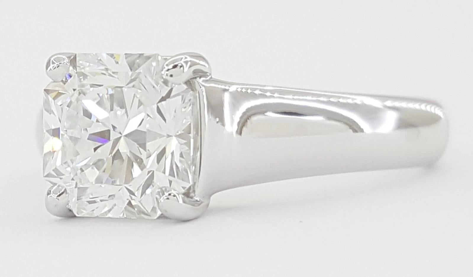 Tiffany & Co. 1,52 Karat Lucida Quadratischer Brillantschliff Diamant Solitär Ring (Radiantschliff) im Angebot