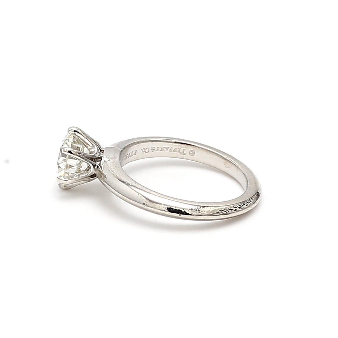 Tiffany & Co 1.52 Carat Round Brilliant I SI1 Diamond Platinum Engagement Ring For Sale 2