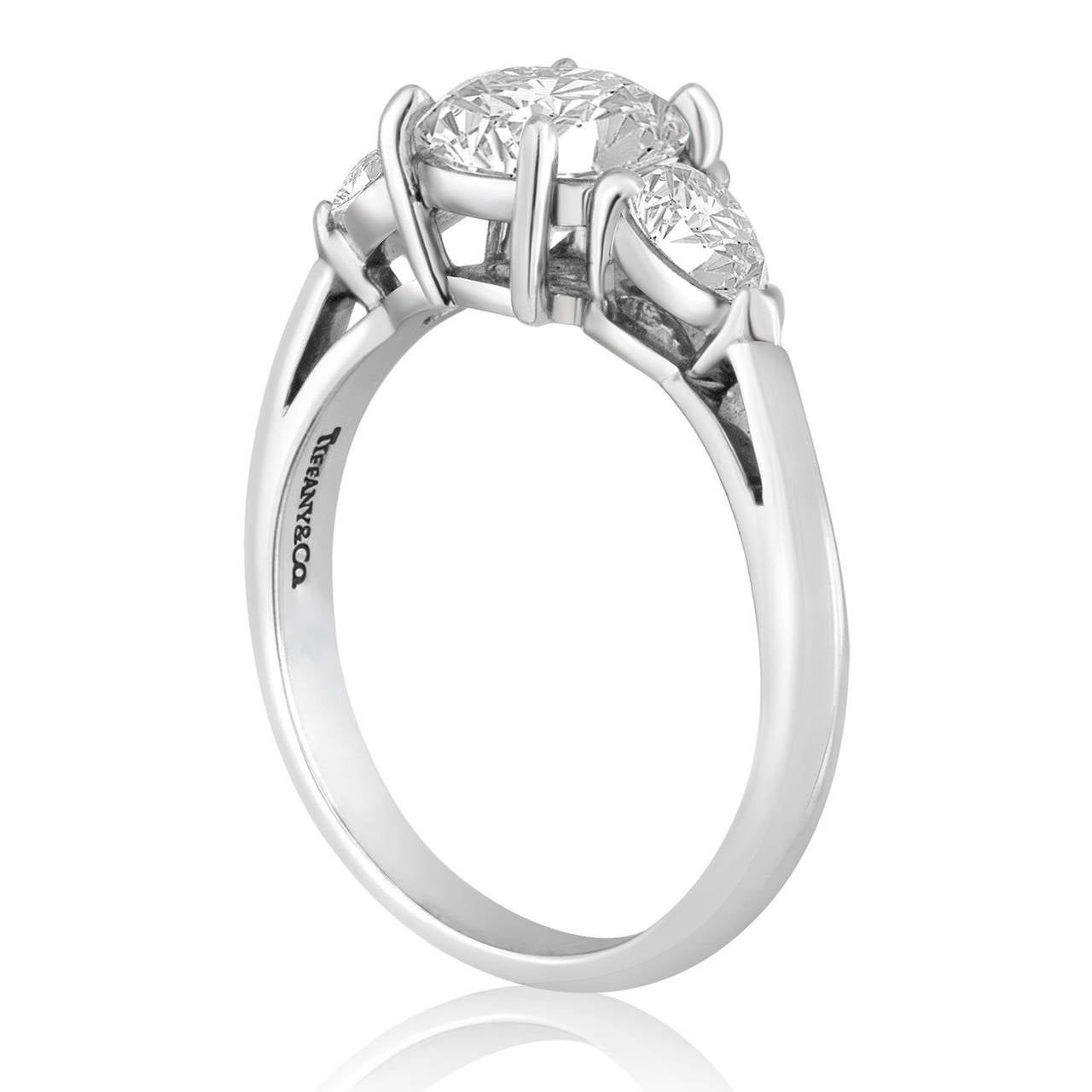 Contemporary Tiffany & Co. 1.53 Carat G VS1 Diamond Platinum Ring For Sale
