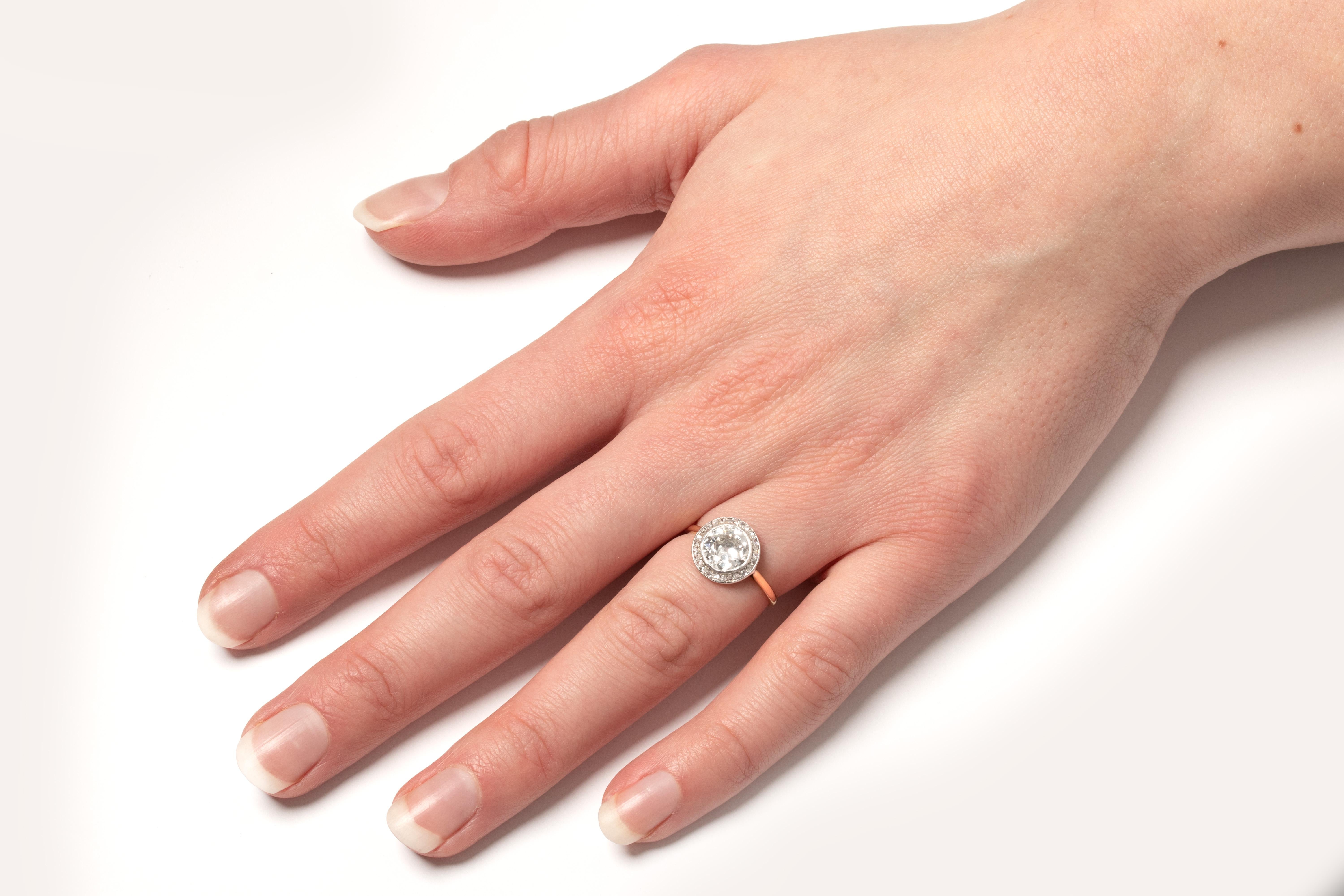 Tiffany & Co. 1.55 Carat Diamond Halo Ring, circa 1910s 1