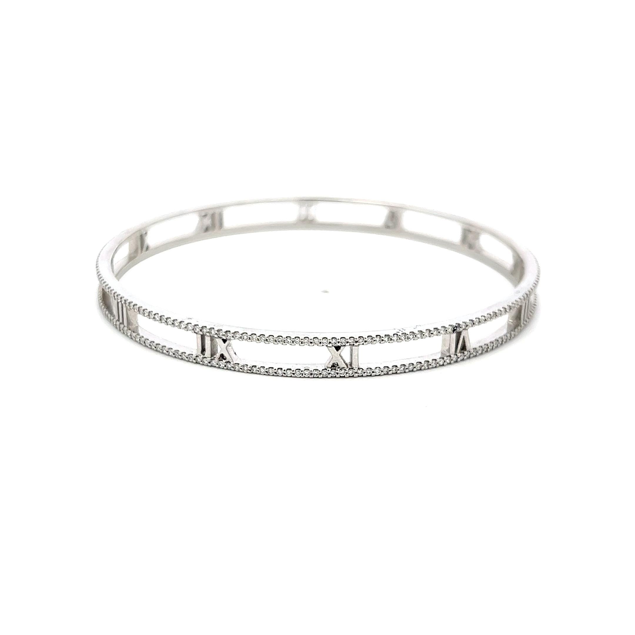 Designer:
Tiffany & Co.
Titel:
Tiffany & Co 1,60 Karat Runder Brillant F VS Diamant 18 Karat Weißgold Armspange
Stil:
Armreif
Metall:
18 Karat Weißgold
Edelstein 1:
1.6 Karat Diamant
Anzahl von Steinen:
300
Farbe:
F
Klarheit:
VS
Die Form:
Rund