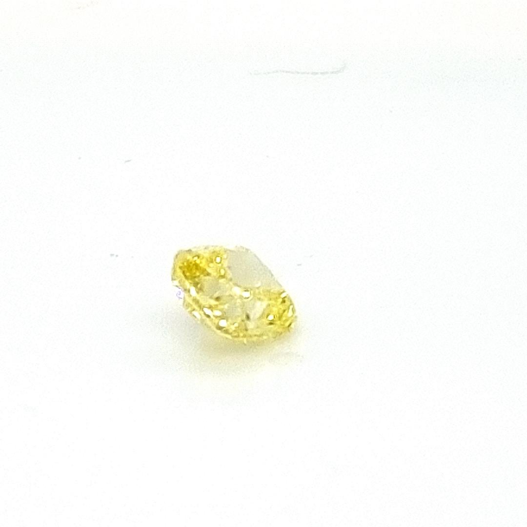 yellow diamond rock