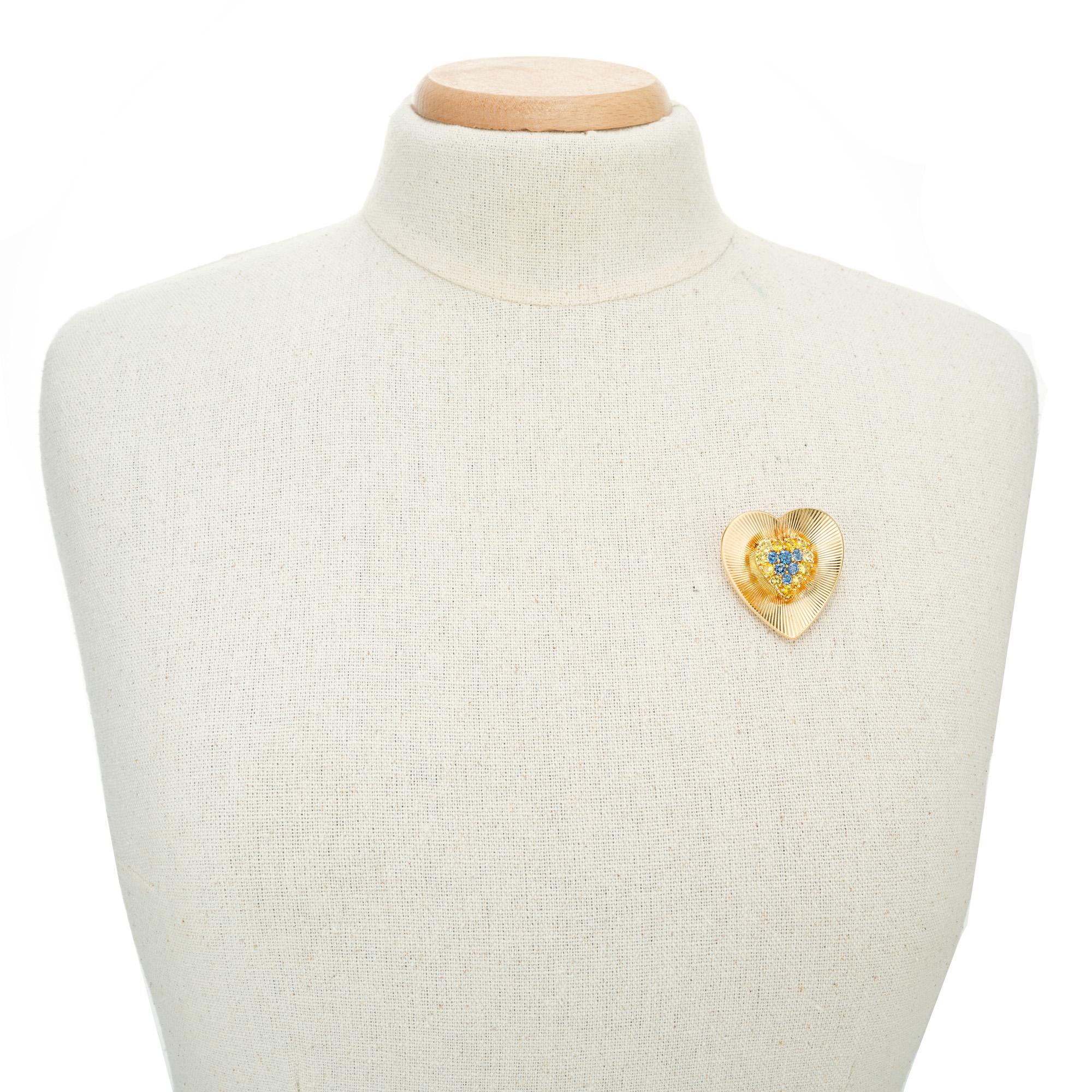 Women's Tiffany & Co. 1.64 Carat Round Yellow Blue Sapphire Gold 1940's Heart Brooch For Sale