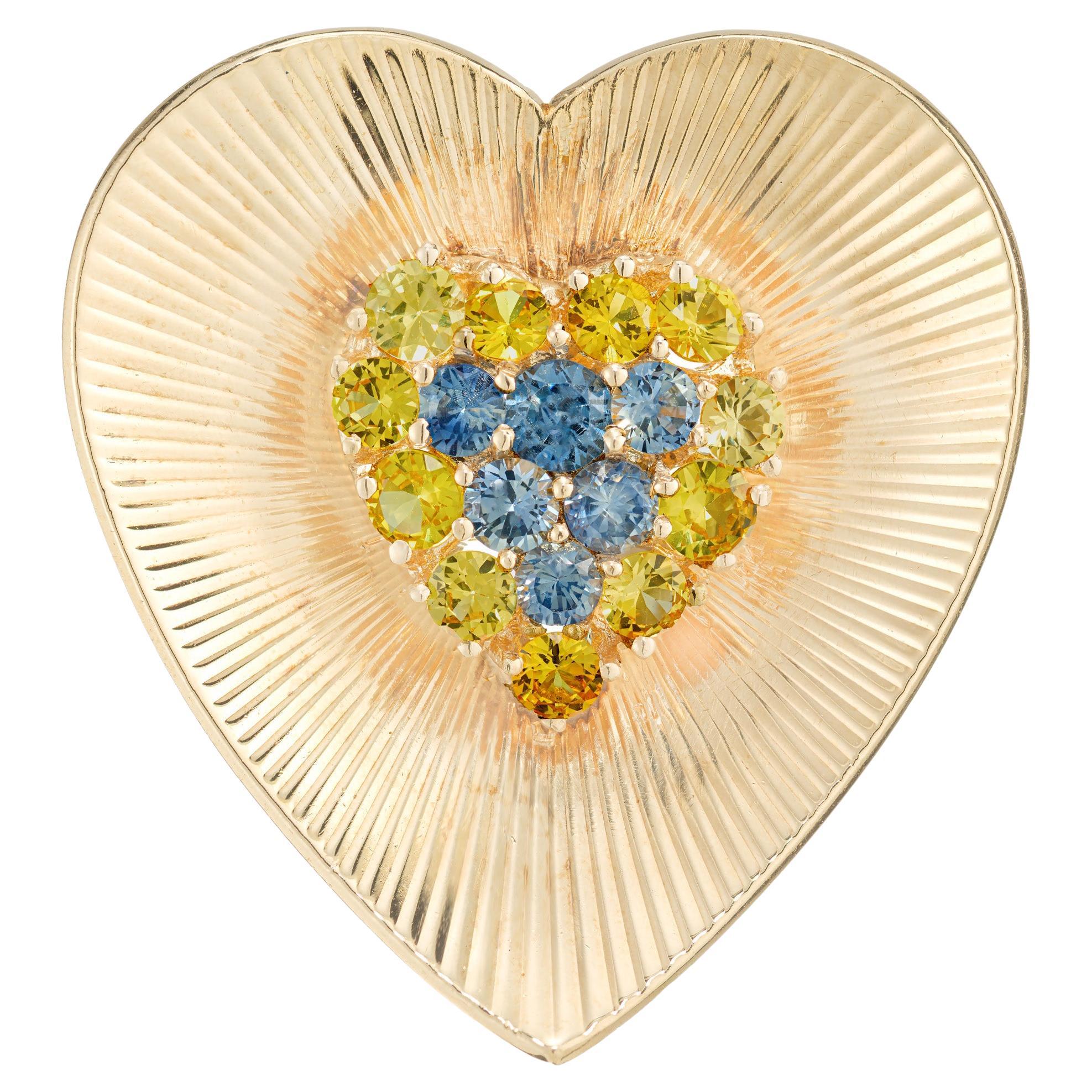 Tiffany & Co. 1.64 Carat Round Yellow Blue Sapphire Gold 1940's Heart Brooch For Sale