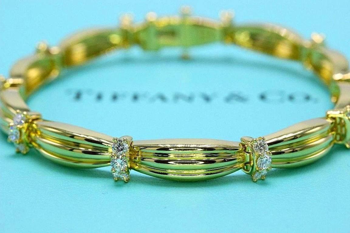 Women's Tiffany & Co. 1.65 TCW Diamond 18 Karat Yellow Gold 1992 Station Bracelet