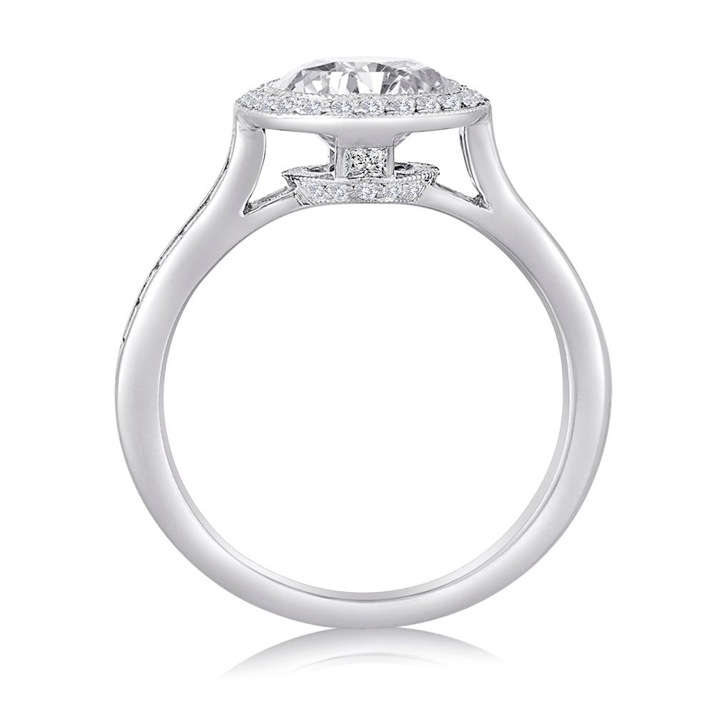 Contemporary Tiffany & Co. 1.67 Carat F VVS2 Diamond Platinum Ring For Sale