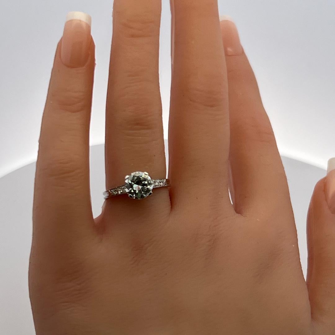 Tiffany & Co. 1.69ct F VS2 Diamond Platinum Circular Brilliant Engagement Ring en vente 6