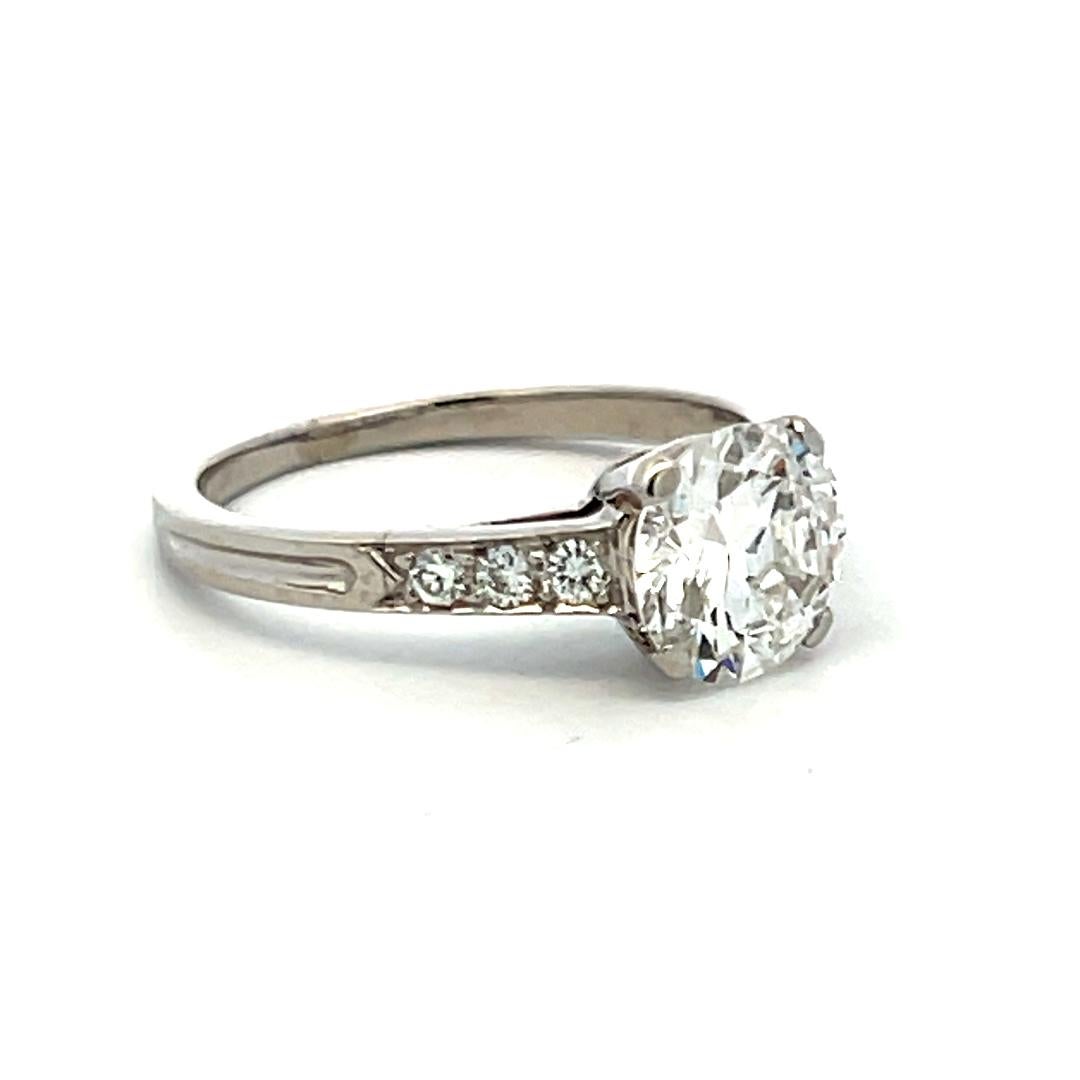 Tiffany & Co. 1.69ct F VS2 Diamond Platinum Circular Brilliant Engagement Ring en vente 3