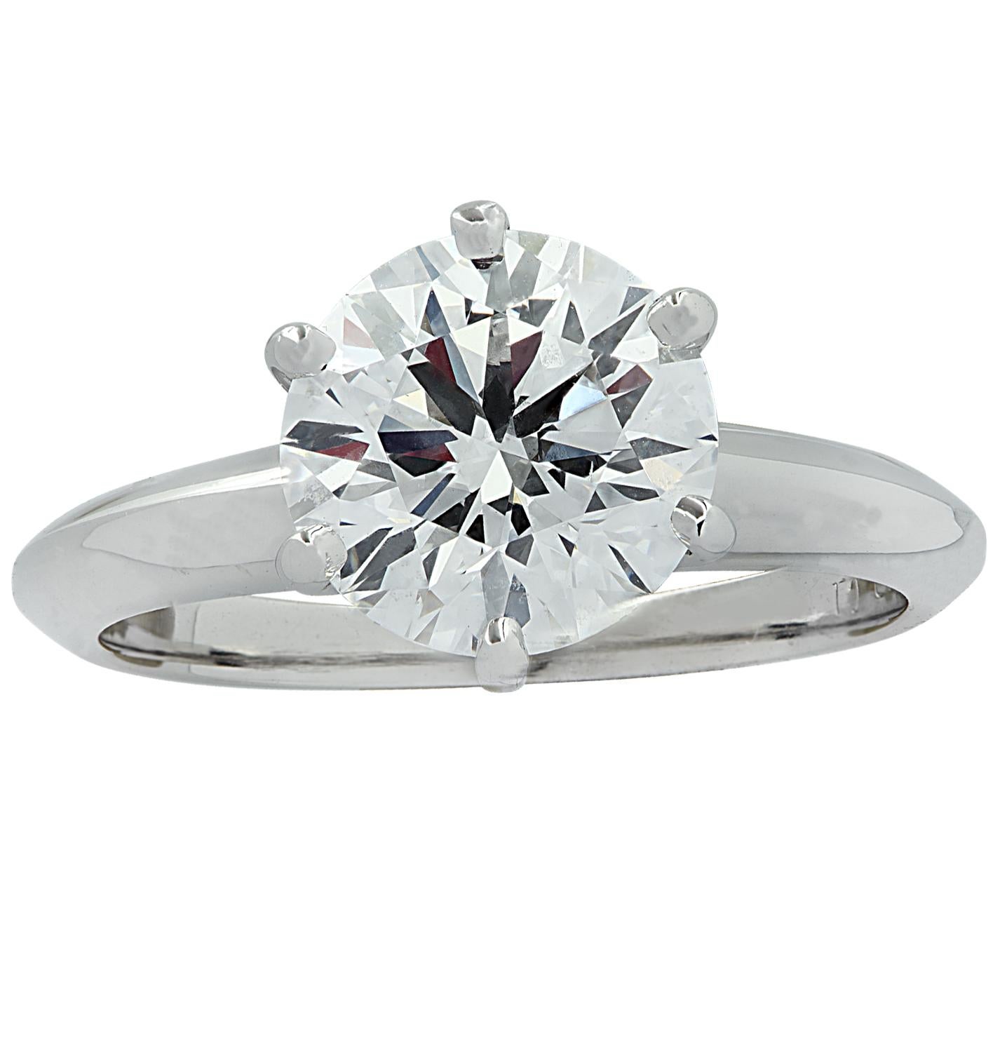 Modern Tiffany & Co. 1.73 Carat Diamond and Platinum Engagement Ring