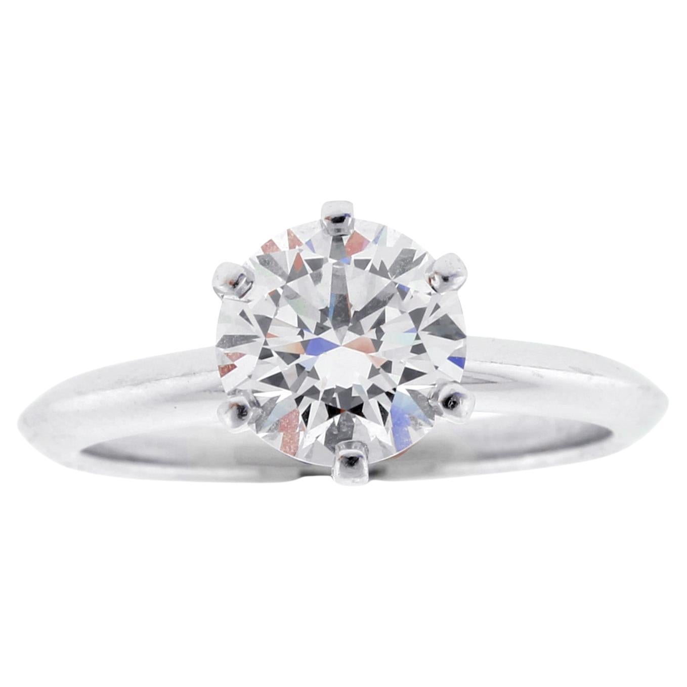 Tiffany & Co. Bague de fiançailles à bord couteau en diamants de 1.74 carat