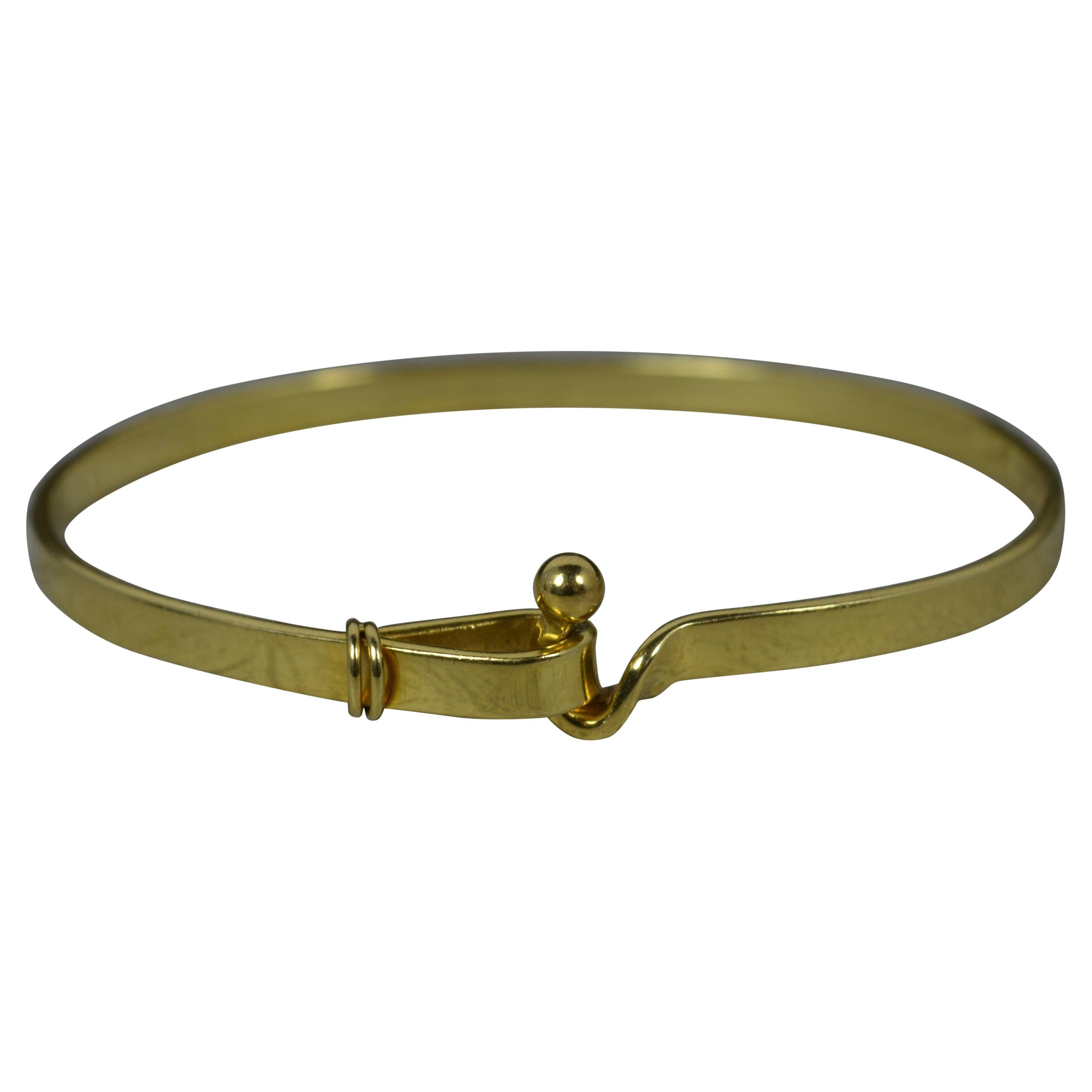 Tiffany and Co 18 Carat Gold Hook Eye Torque Bangle at 1stDibs | gold ...