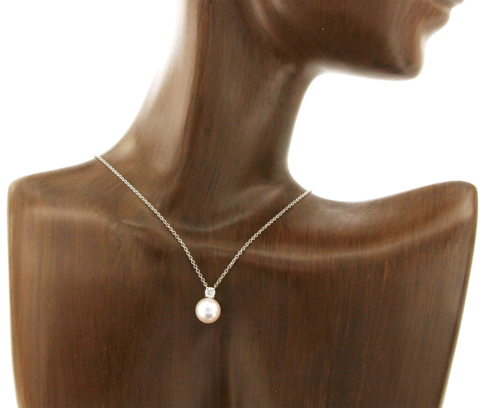 Tiffany & Co. 18 Karat Gold Akoya Pearl 0.10 Carat Diamond Necklace 1