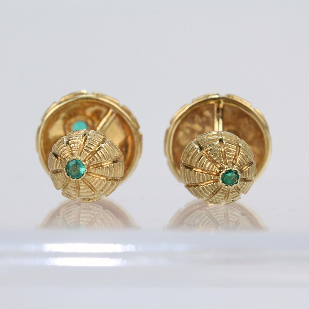 Tiffany & Co. 18 Karat Gold and Emeralds Taj Mahal Cufflinks, Jean Schlumberger 5