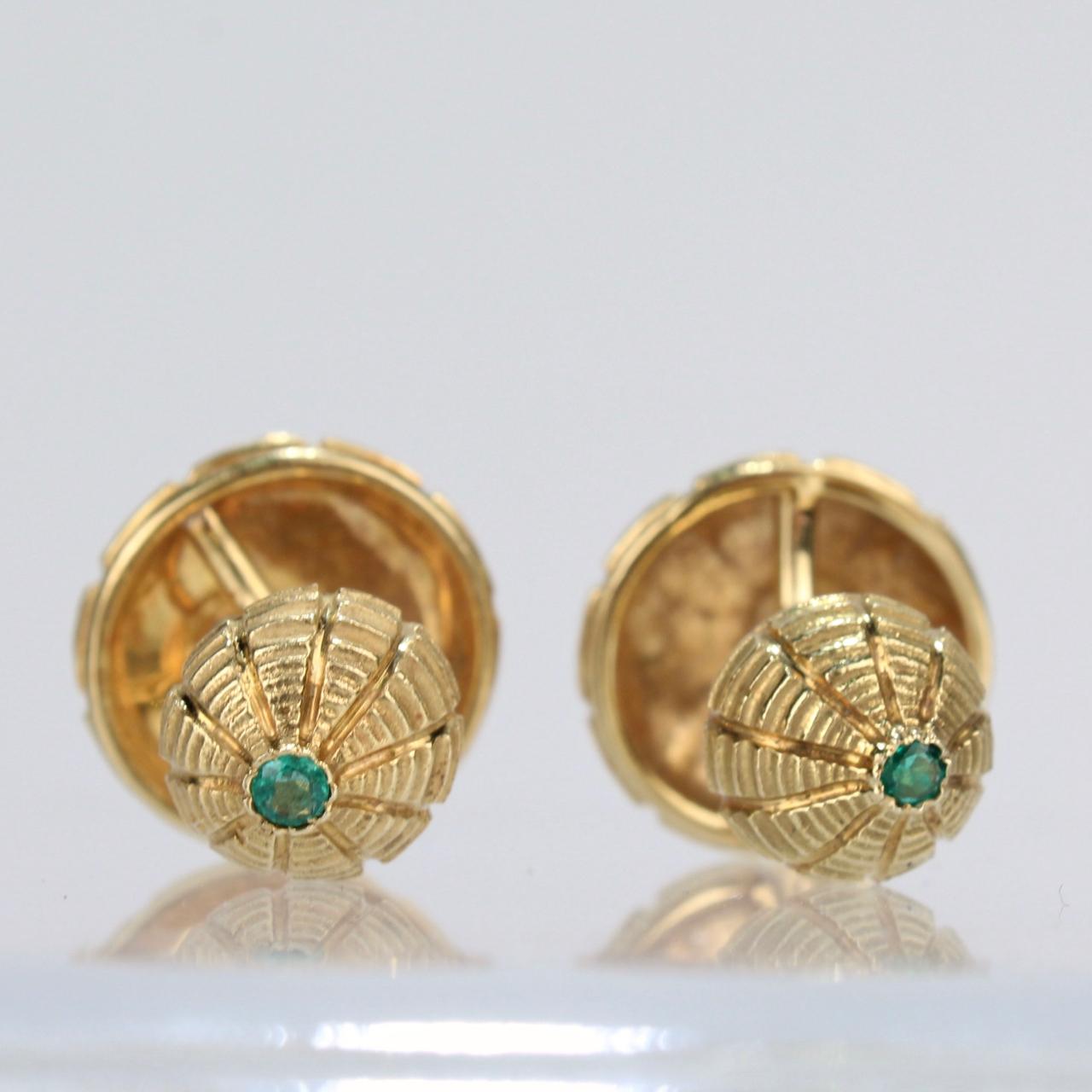 Tiffany & Co. 18 Karat Gold and Emeralds Taj Mahal Cufflinks, Jean Schlumberger 4