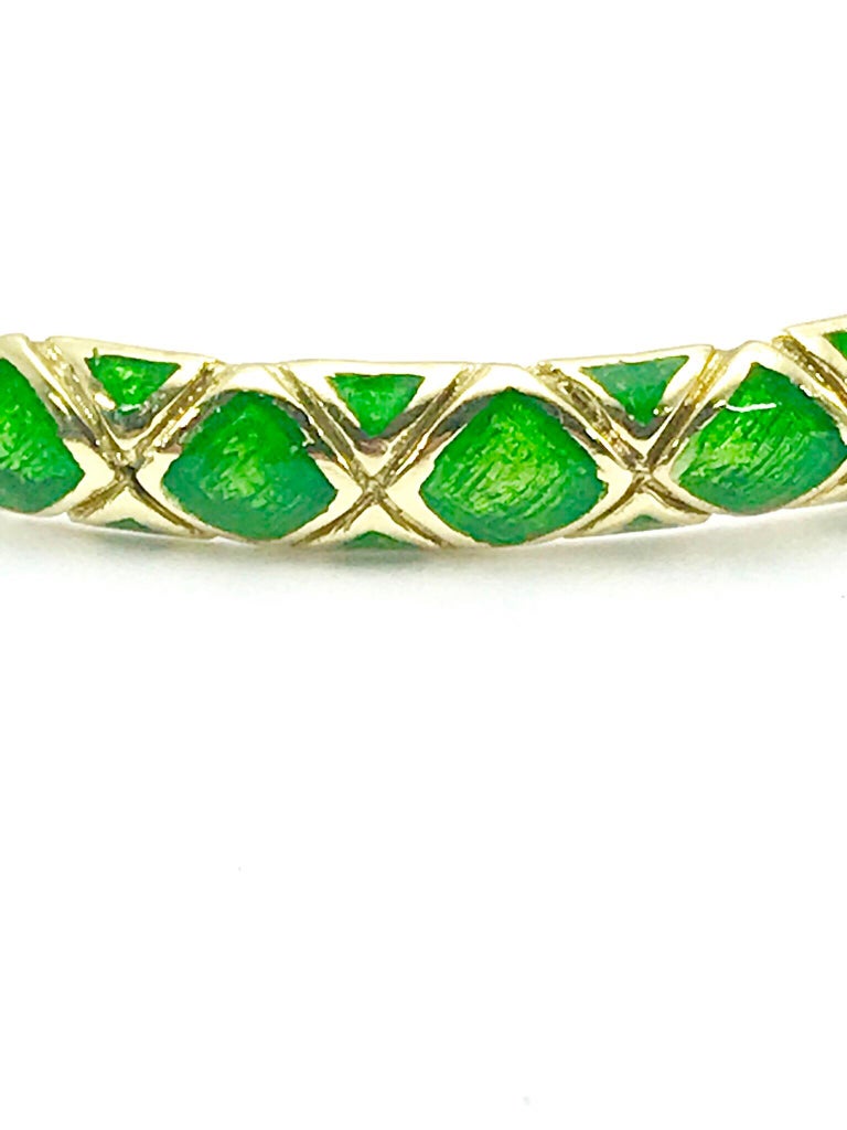 Retro Tiffany & Co. 18 Karat Gold and Green Enamel Bangle Bracelet For Sale
