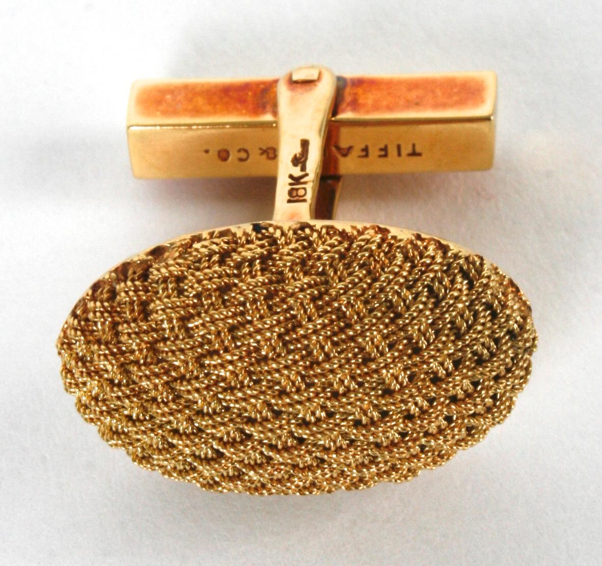 Tiffany & Co. 18 Karat Gold Basket Weave Cabochon Cufflinks In Good Condition In valatie, NY