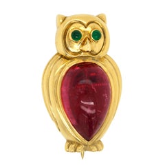 Tiffany & Co. 18 Karat Gold Cabochon Tourmaline Emerald Owl Brooche Pin