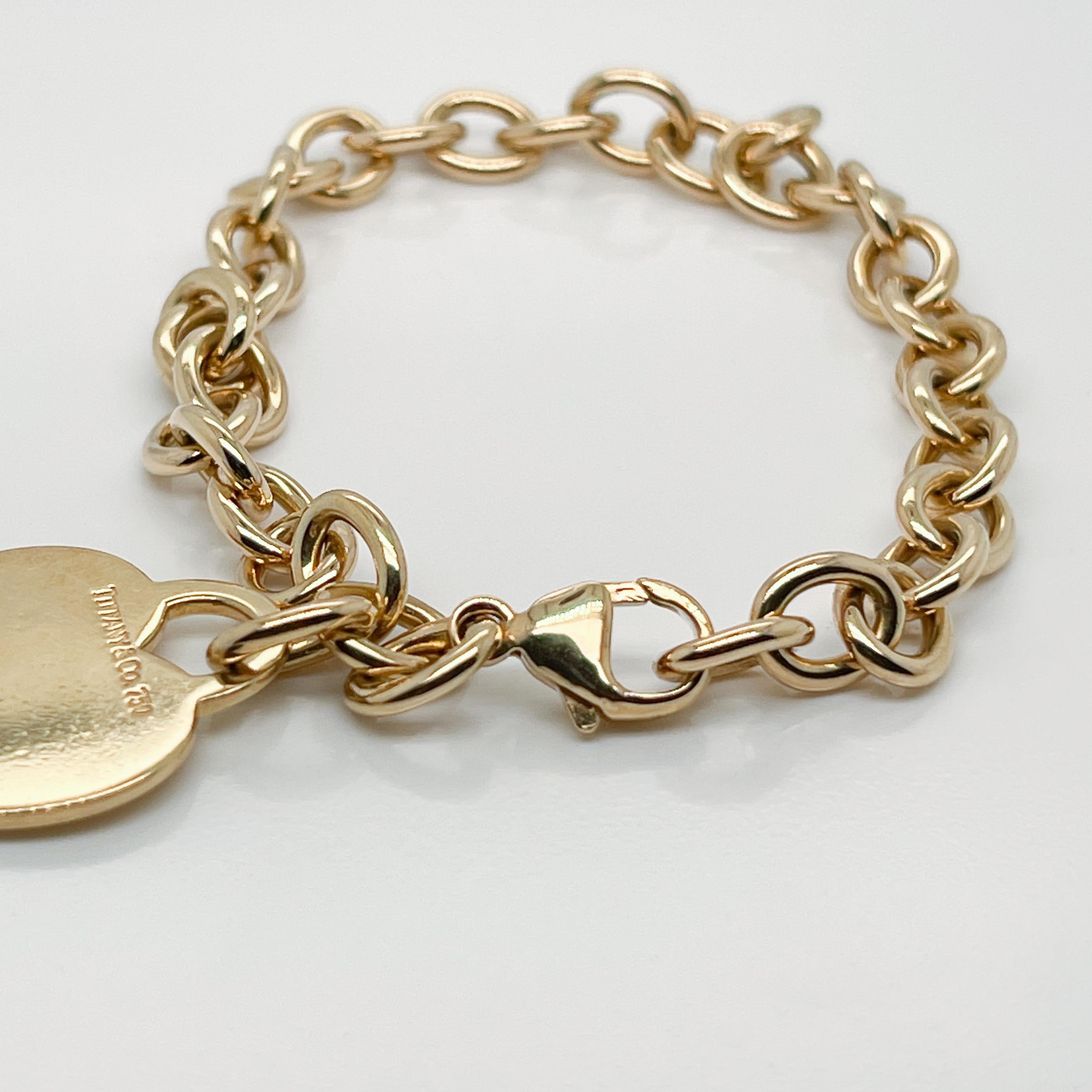 Tiffany & Co. 18 Karat Gold Dog Chain Link Bracelet & Heart Charm For Sale 3