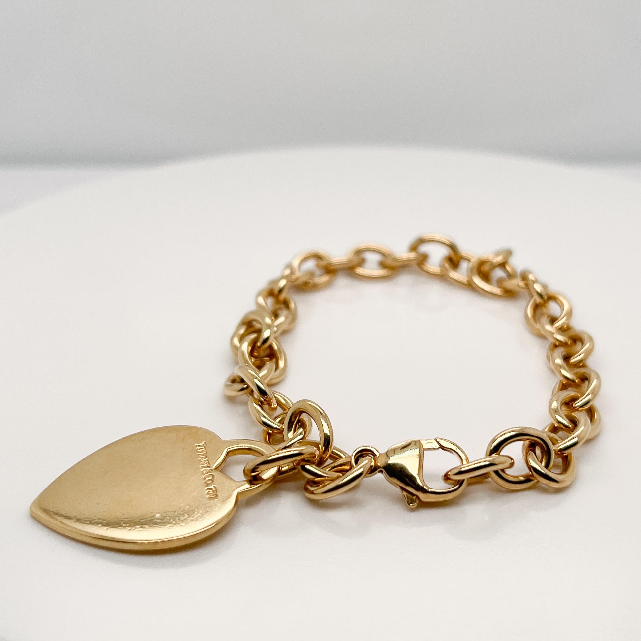 Tiffany & Co. 18 Karat Gold Dog Chain Link Bracelet & Heart Charm For Sale 4