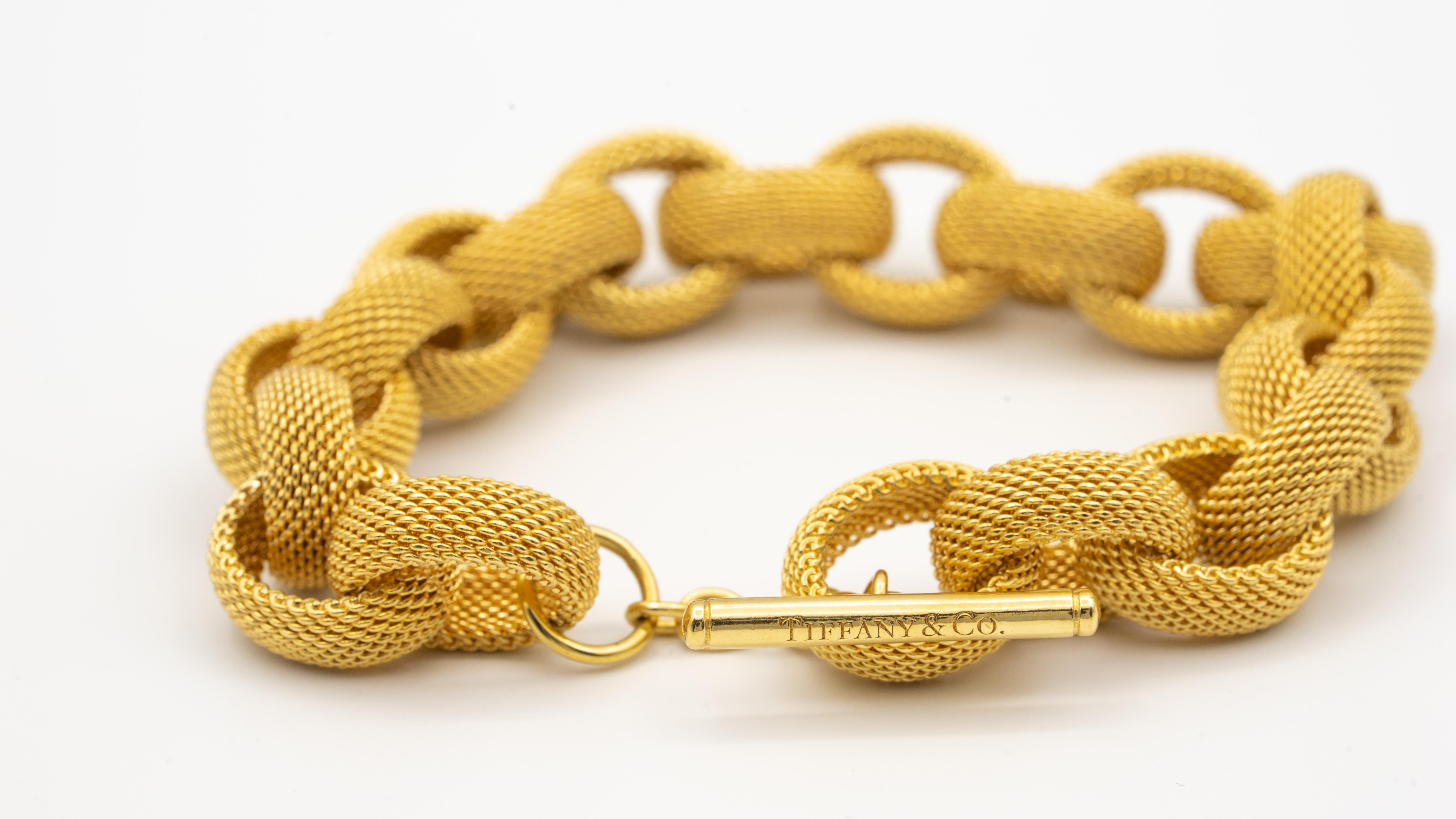 Contemporary Tiffany & Co. 18K Gold Mesh Link Toggle Bracelet