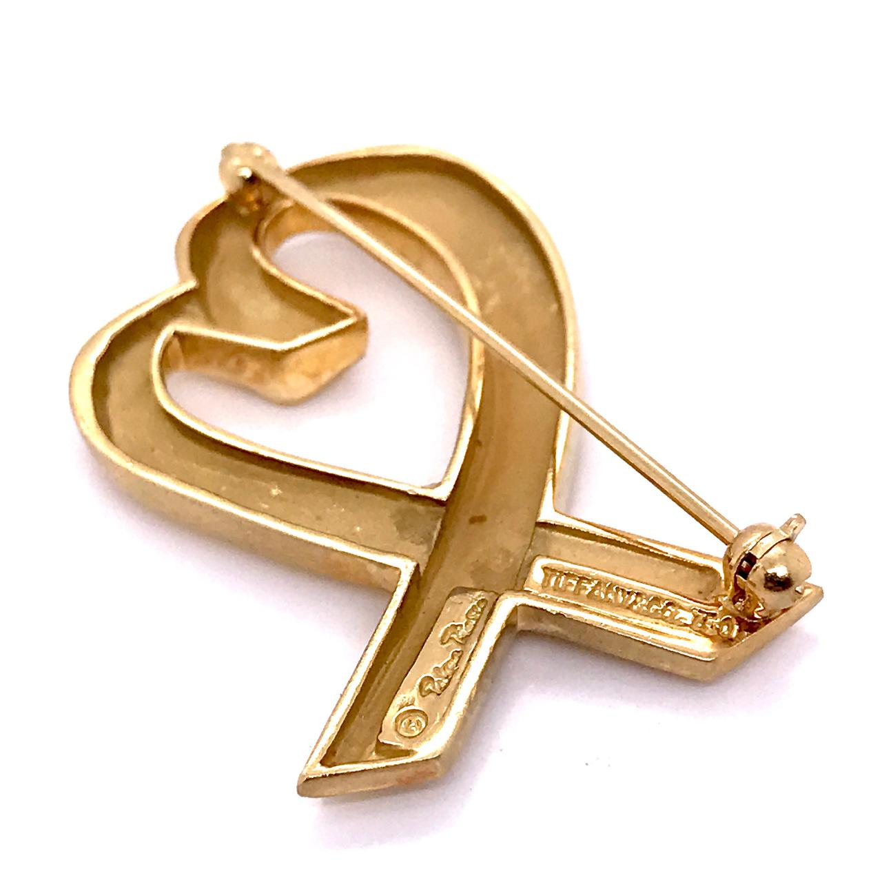 Tiffany & Co. 18 Karat Gold Paloma Picasso Loving Heart Brooch or Pin For Sale 3