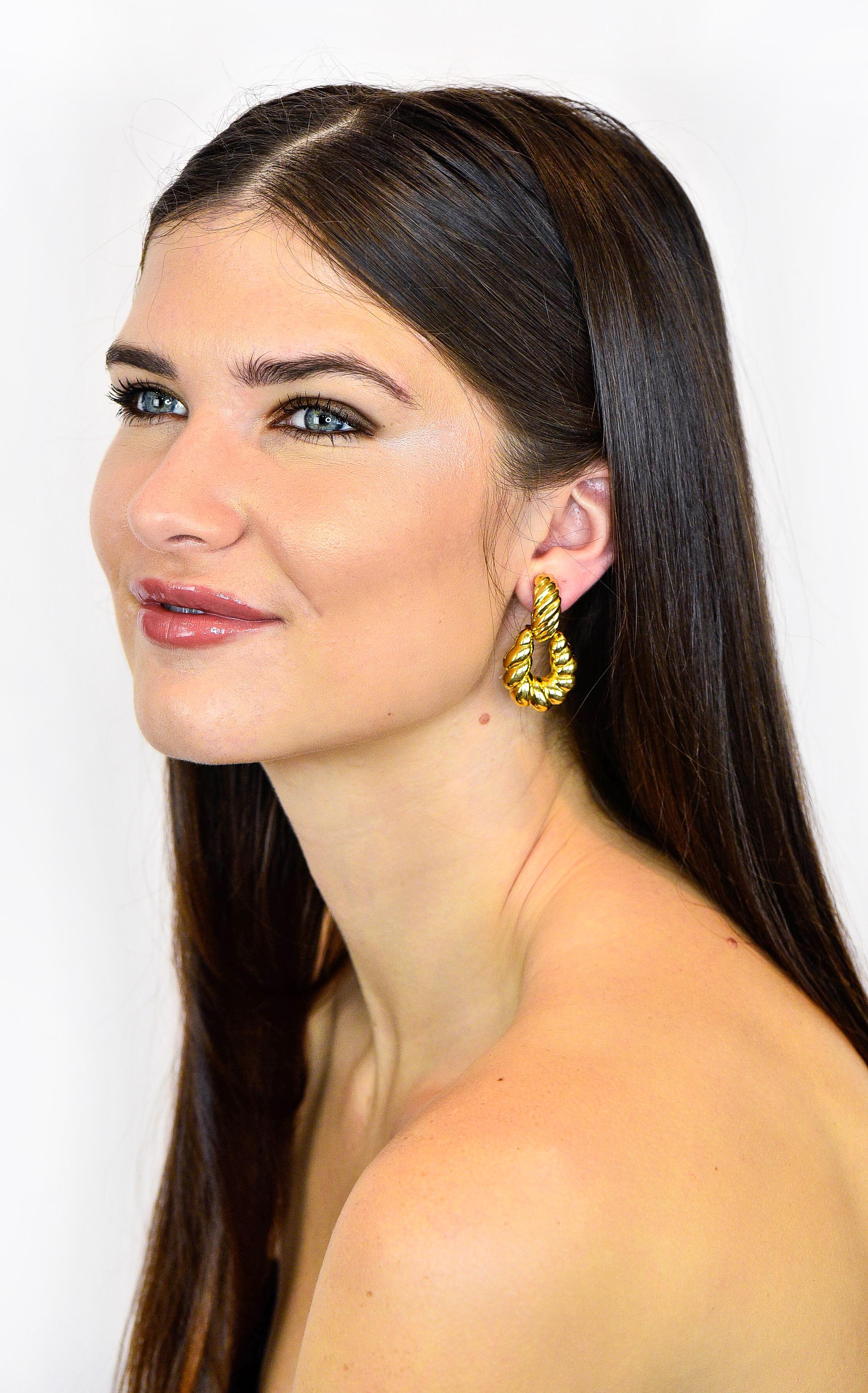 Tiffany & Co. 18 Karat Gold Ribbed Doorknocker Ear-Clip Earrings 6