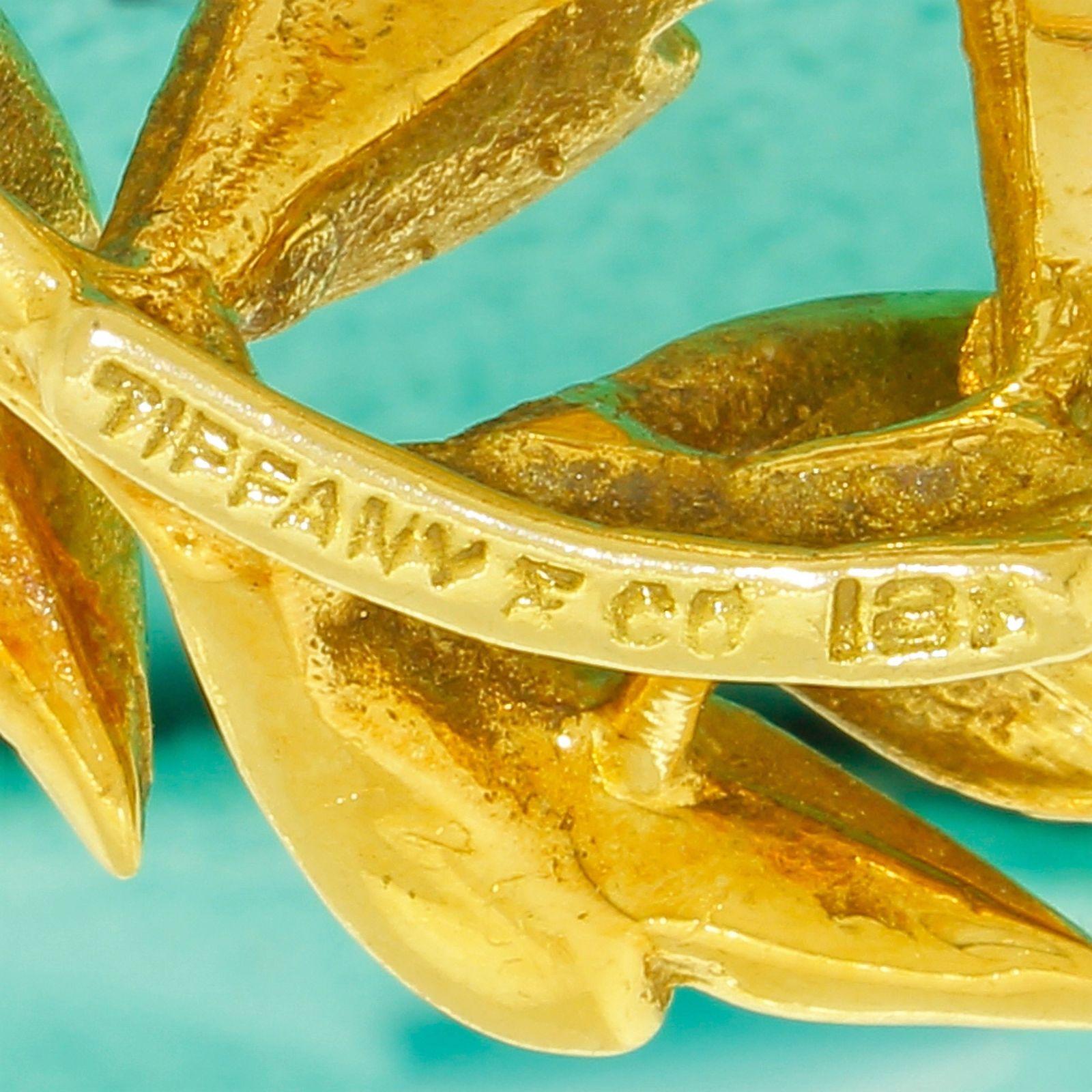Tiffany & Co. 18 Karat Gold Ruby Leaf Holiday Wreath Pin Brooch Pin 10.75 Grams 1