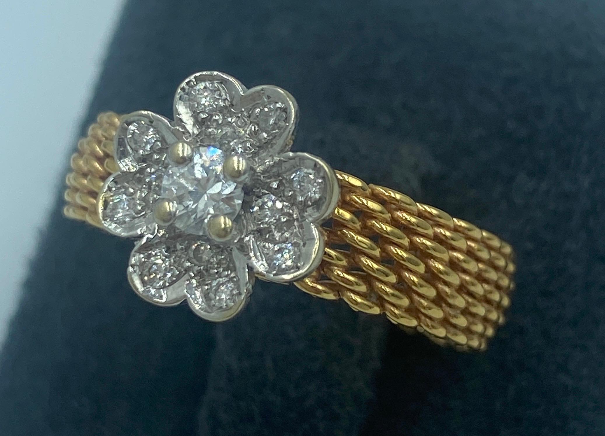 Contemporary Tiffany & Co 18 karat gold Somerset mesh ring with a diamond flower For Sale