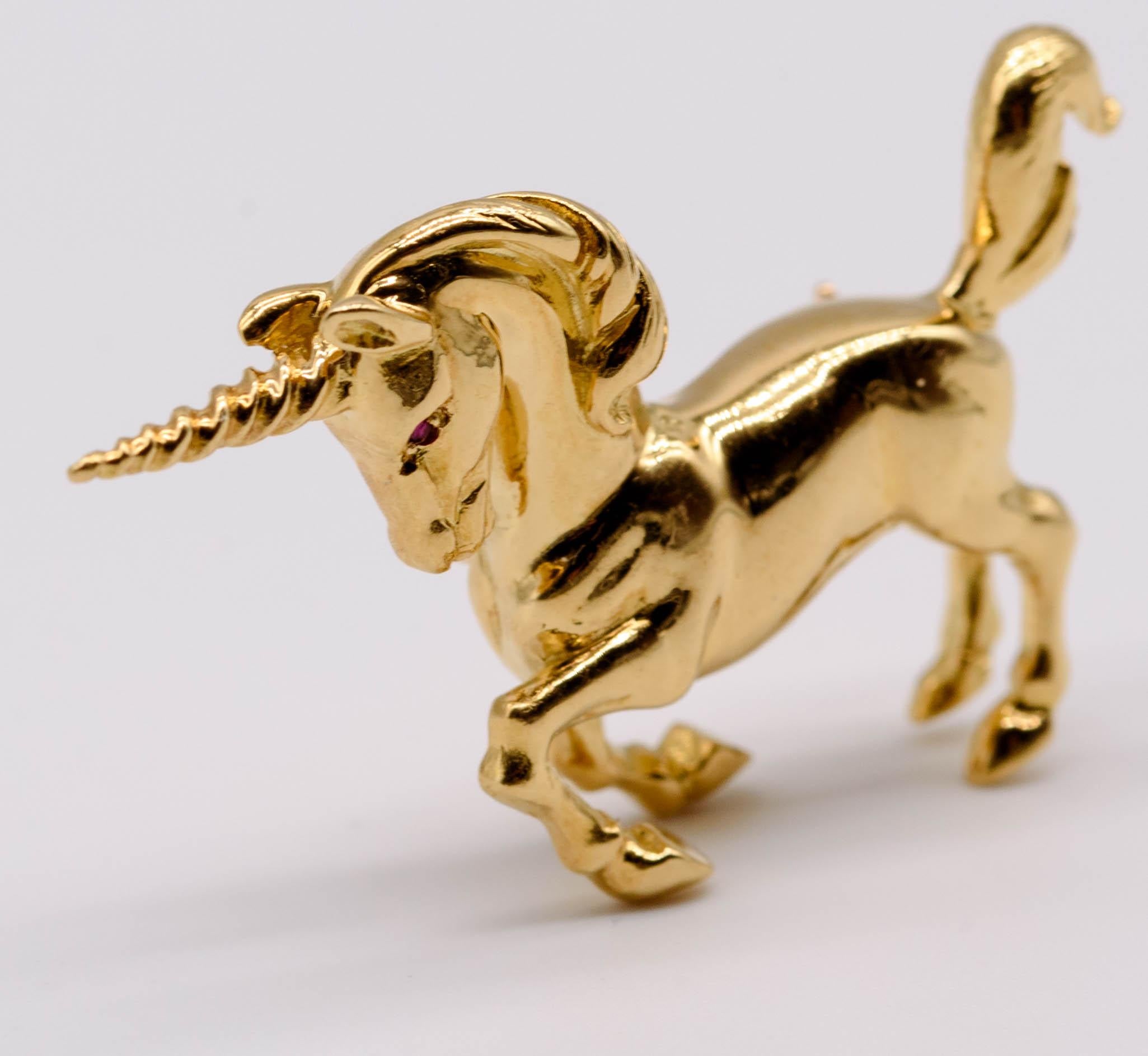 Tiffany & Co. 18 Karat Gold Unicorn Pin In Excellent Condition In New York, NY