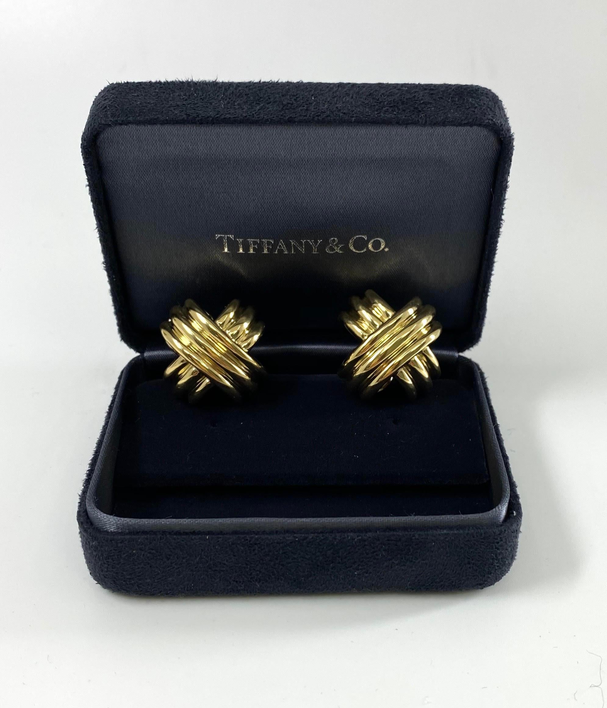 Tiffany & Co. 18K Yellow Gold Large X-Form Clip-On Earrings Excellent Condition  In Excellent Condition In New York, NY