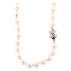 Tiffany & Co. 18 Karat White Gold Cultured Pearl Necklace