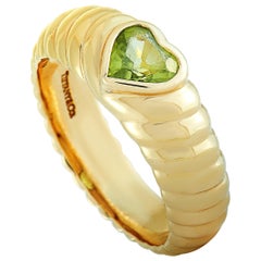 Tiffany & Co. 18 Karat Yellow Gold and Peridot Heart Band Ring