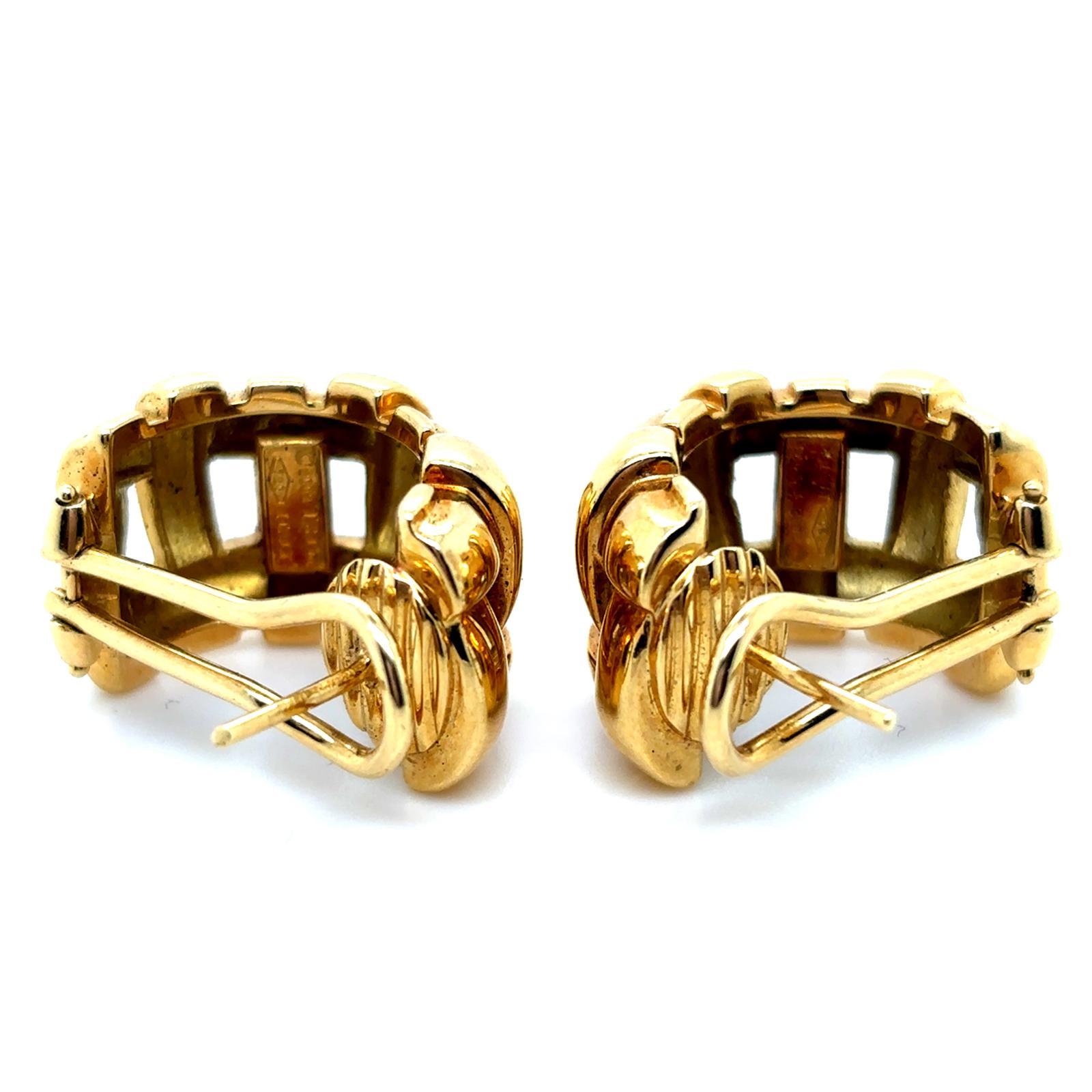 Tiffany & Co 18 Karat Yellow Gold Basket Weave Hoop Earrings circa 2002 For Sale 1