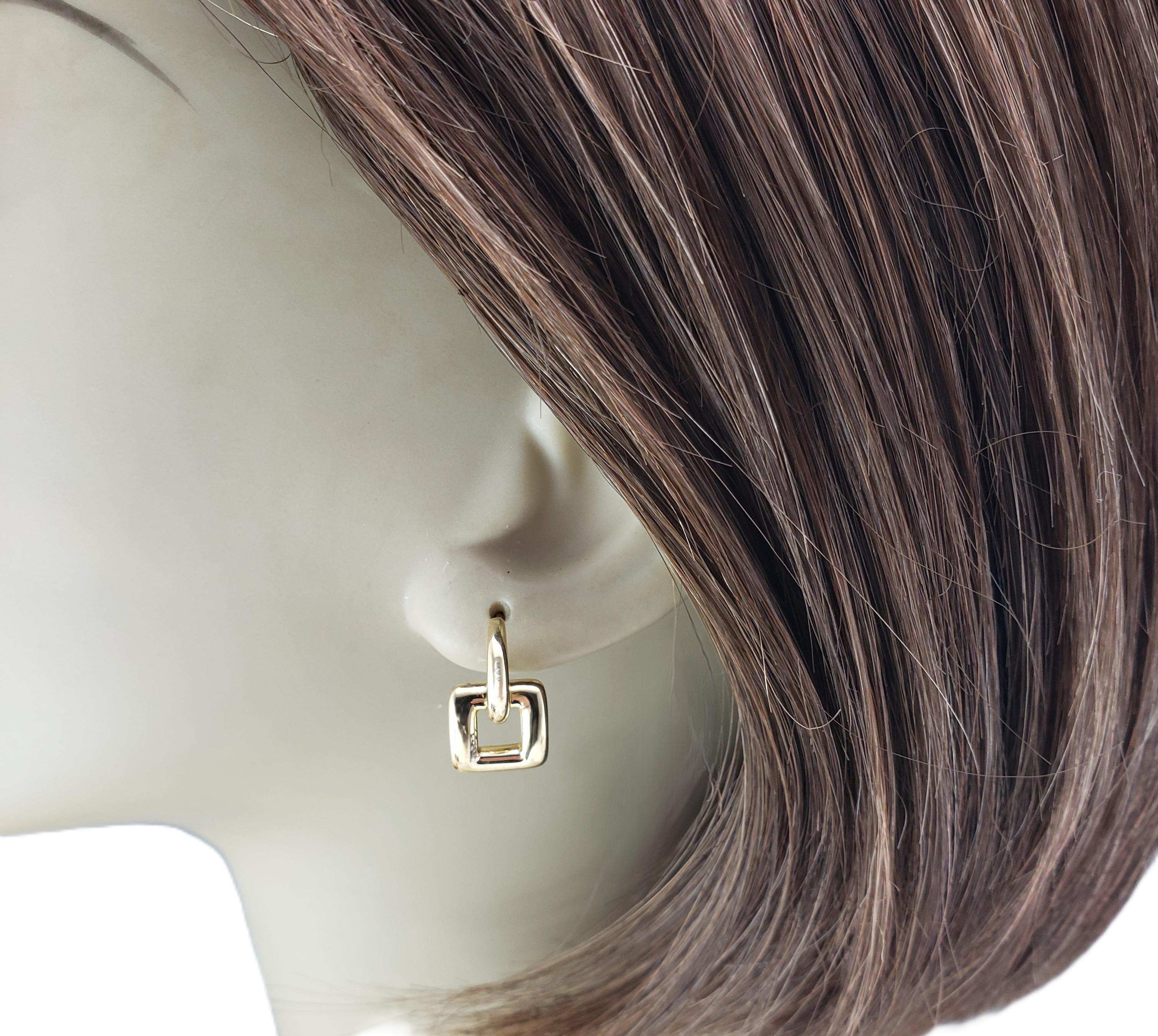 Tiffany & Co. Pendants d'oreilles carrés en or jaune 18 carats et biscayne #21535 en vente 1