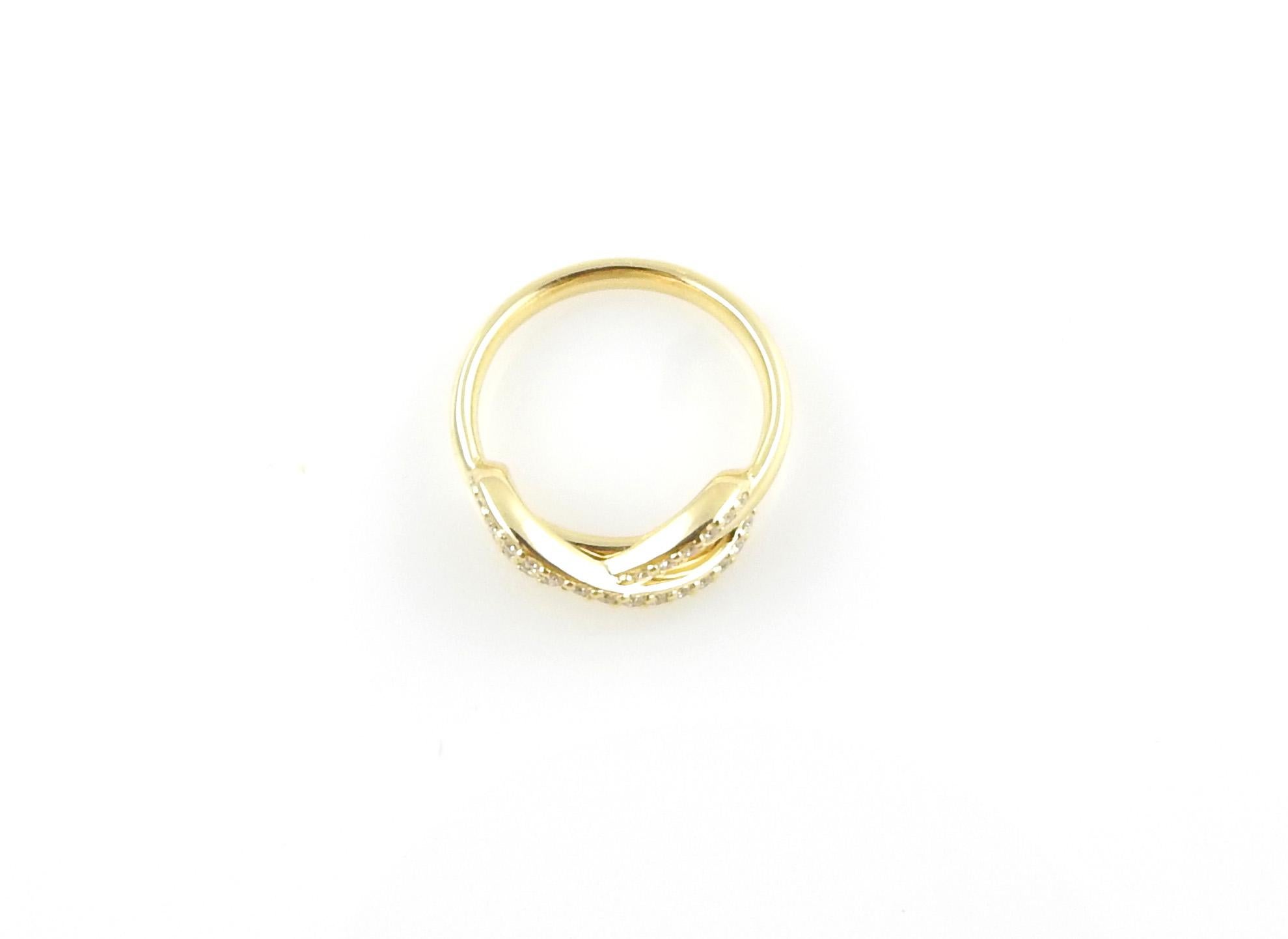 Tiffany & Co. Unendlichkeitsring aus 18 Karat Gelbgold mit Diamanten in Box/Tasche/Buchstütze im Zustand „Gut“ in Washington Depot, CT