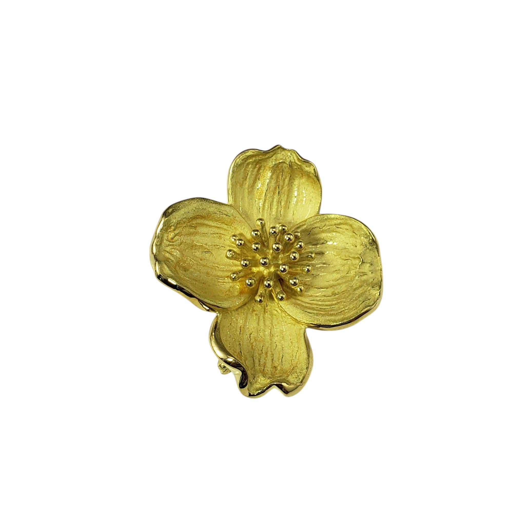 Contemporary Tiffany & Co. 18 Karat Yellow Gold Dogwood Flower Brooch/Pin #21232 For Sale