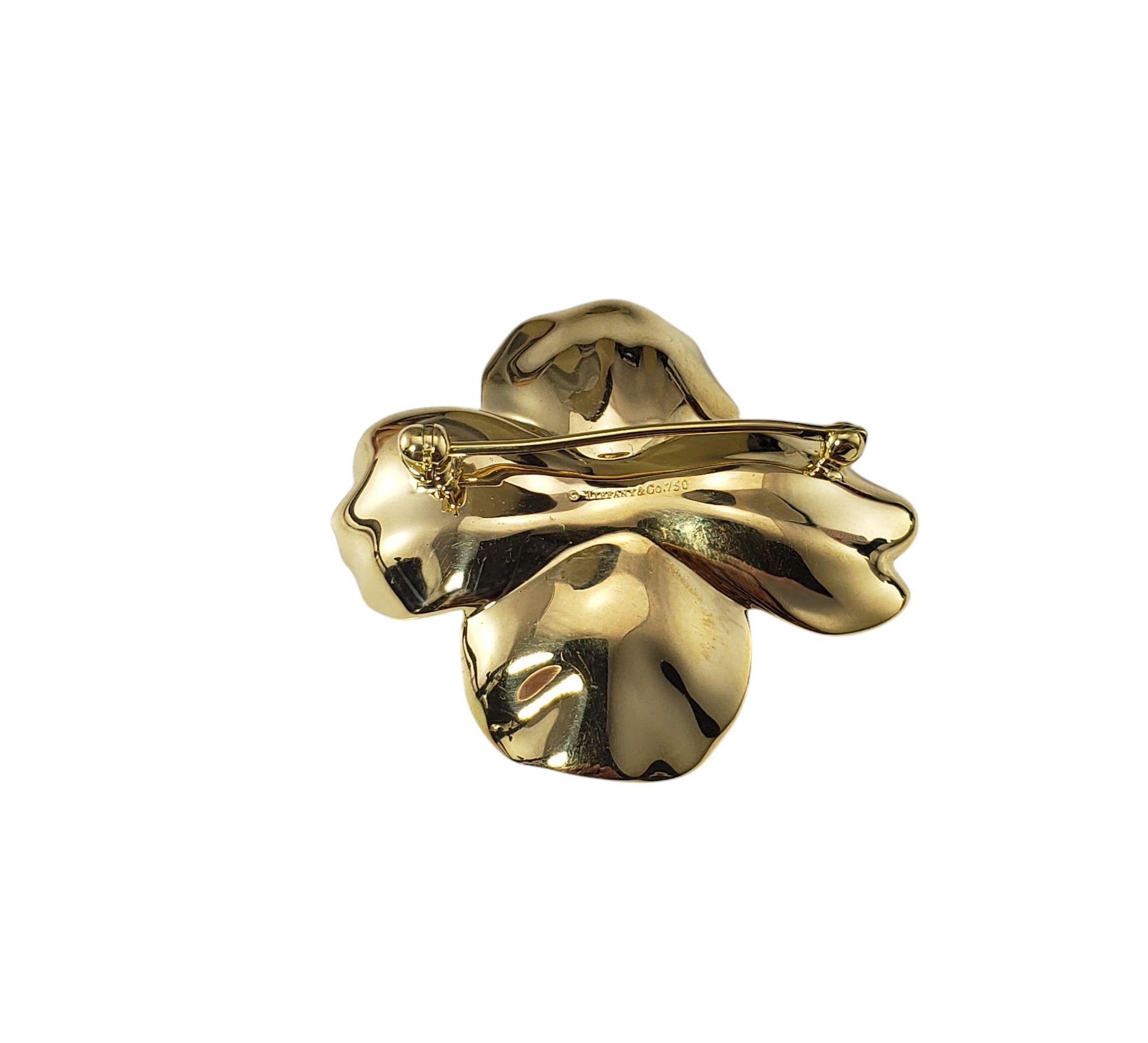 Tiffany & Co. 18 Karat Yellow Gold Dogwood Flower Brooch/Pin #21232 In Good Condition For Sale In Washington Depot, CT