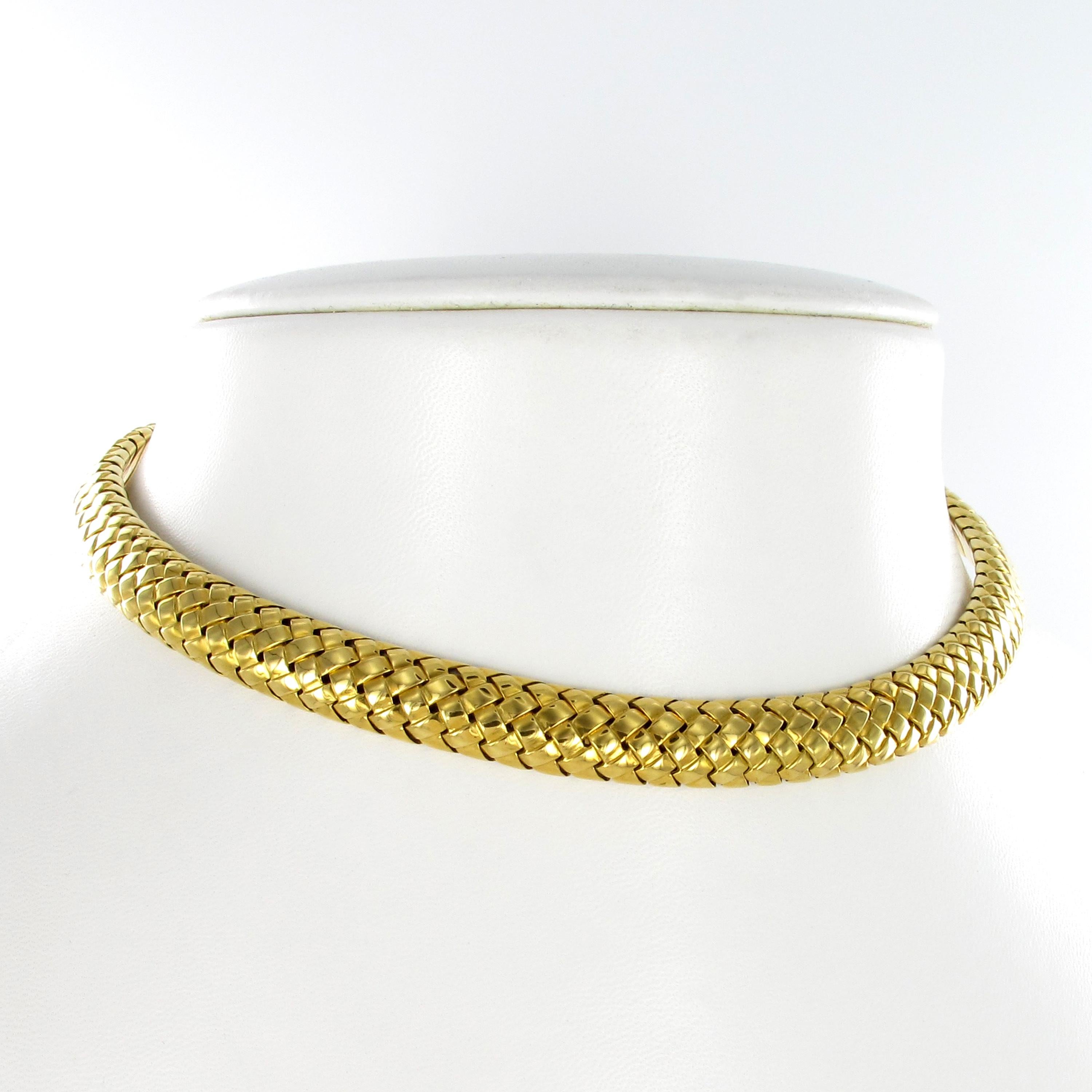 flexible gold choker necklace