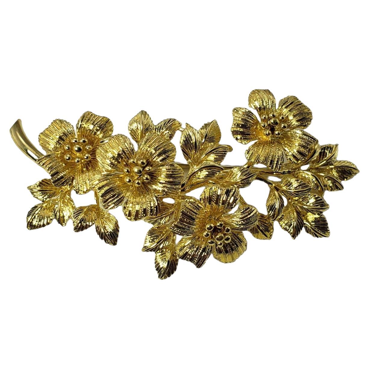 Tiffany & Co. Broche en or jaune 18 carats à motifs floraux en vente