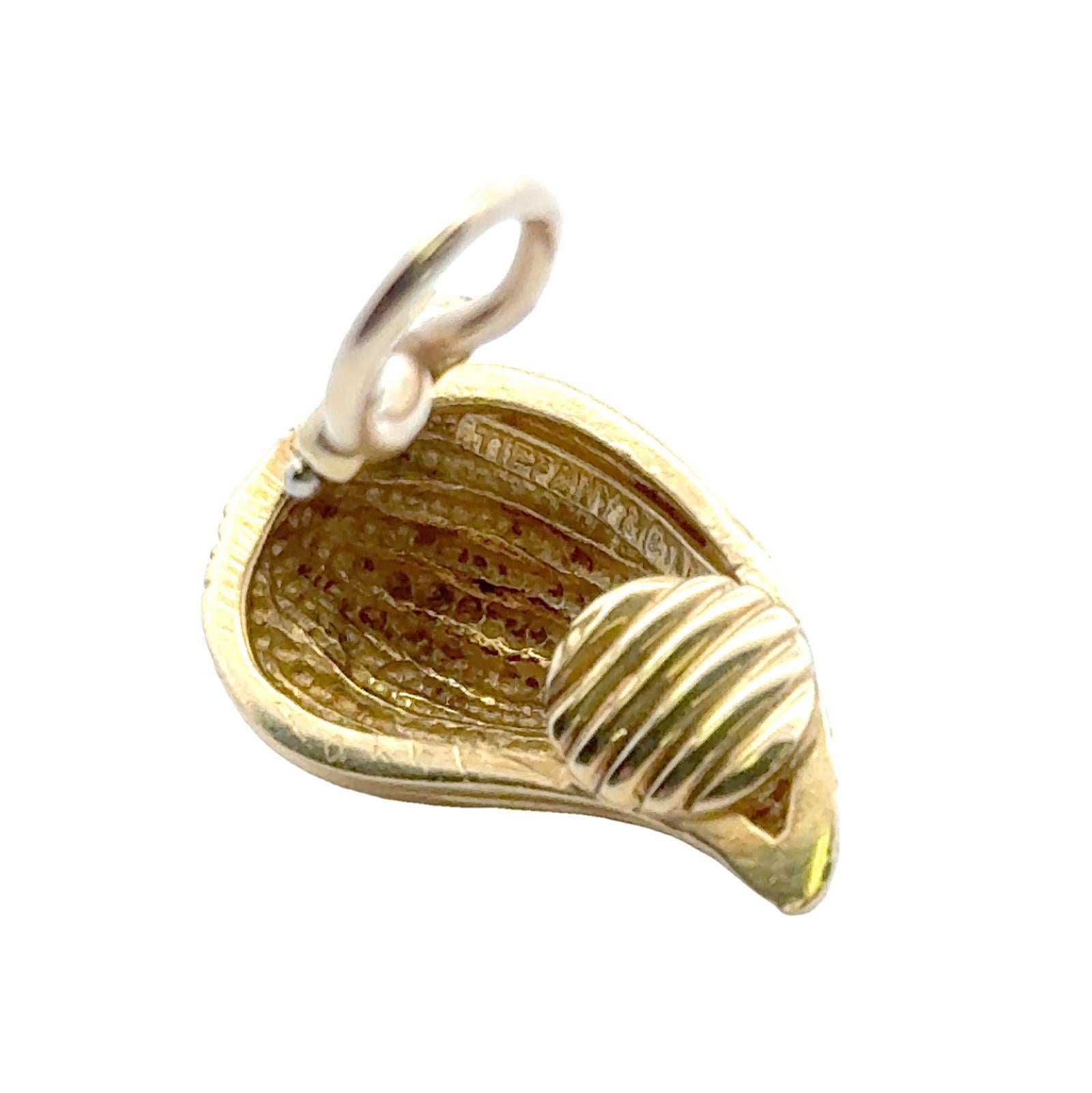 Tiffany & Co. 18 Karat Yellow Gold Fluted Ribbed Earclip Earrings 1