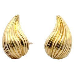 Tiffany & Co. 18 Karat Yellow Gold Fluted Ribbed Earclip Earrings