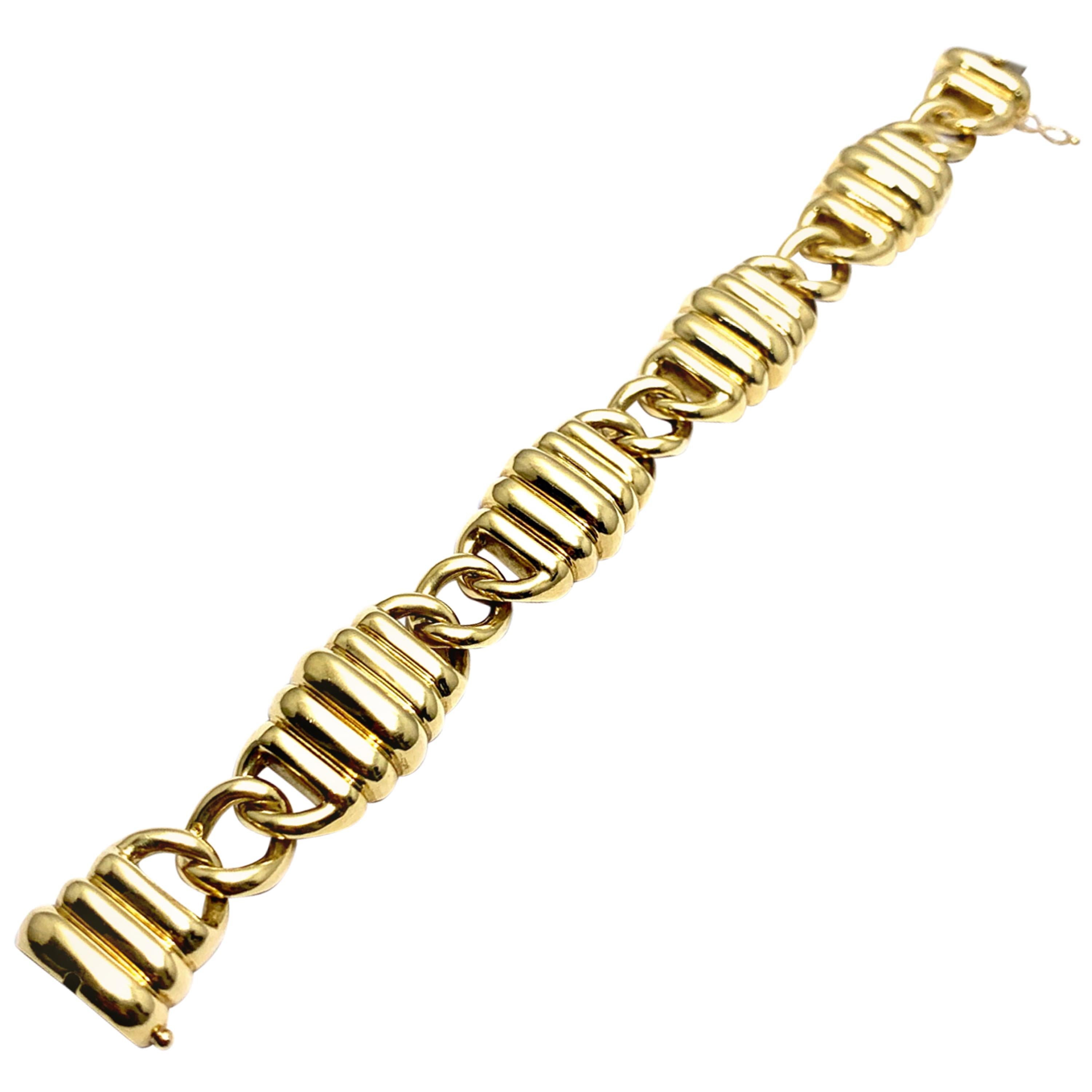 Tiffany 
Co. 18 Karat Yellow Gold Honeycomb Link Bracelet