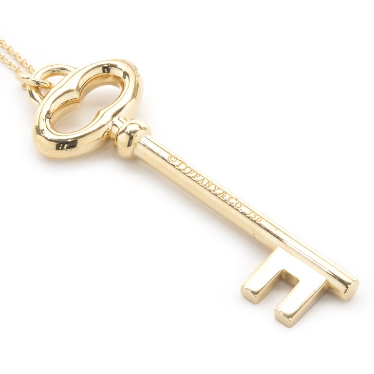 Tiffany & Co. 18 Karat Yellow Gold Key Necklace In Excellent Condition For Sale In Scottsdale, AZ