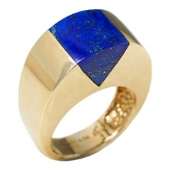 Tiffany & Co. 18 Karat Yellow Gold Lapis Lazuli Dome Cocktail Ring