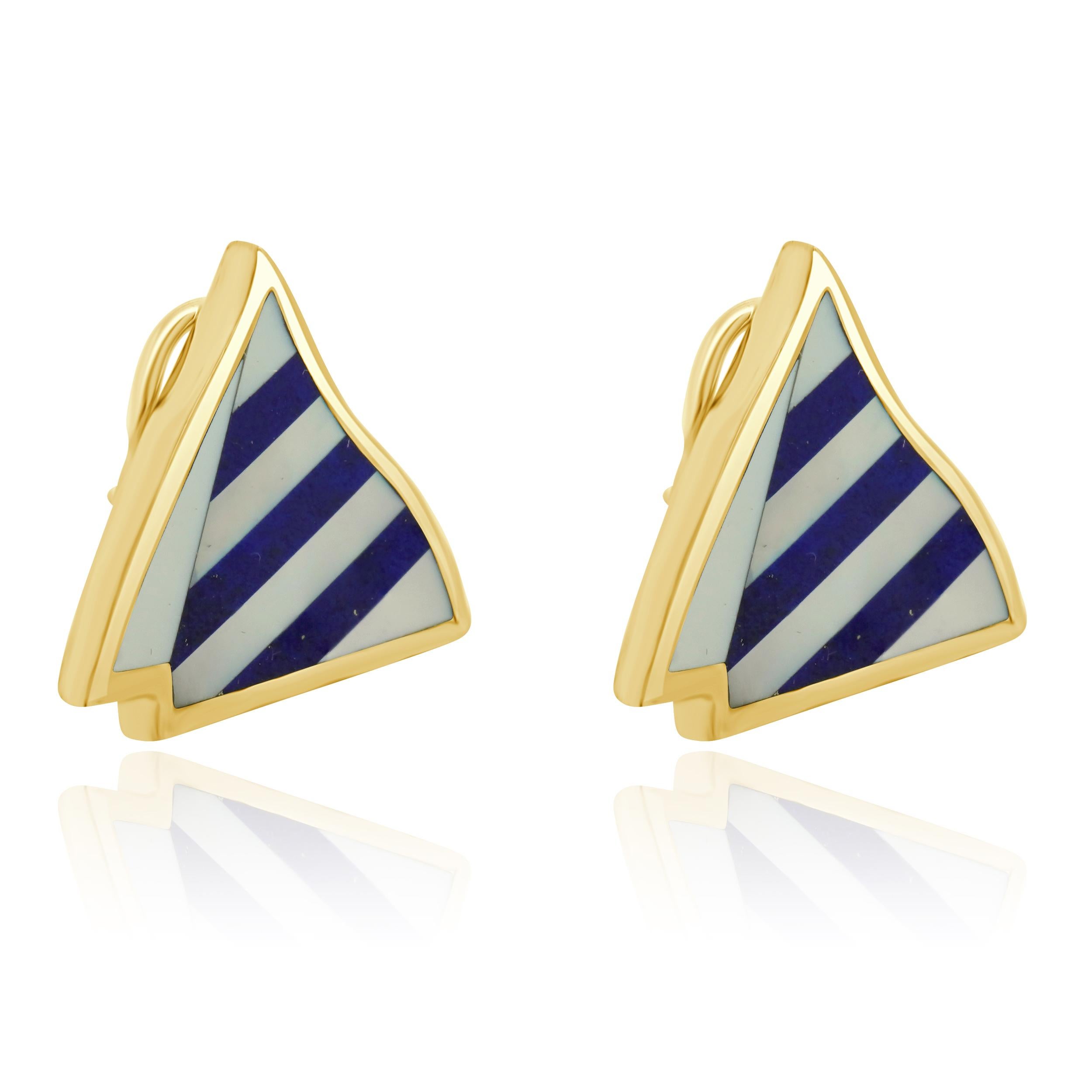 Designer : Tiffany & Co. 
Matériau : Or jaune 18K
Dimensions : les boucles d'oreilles mesurent 21 mm de long
Poids : 10.50 grammes

