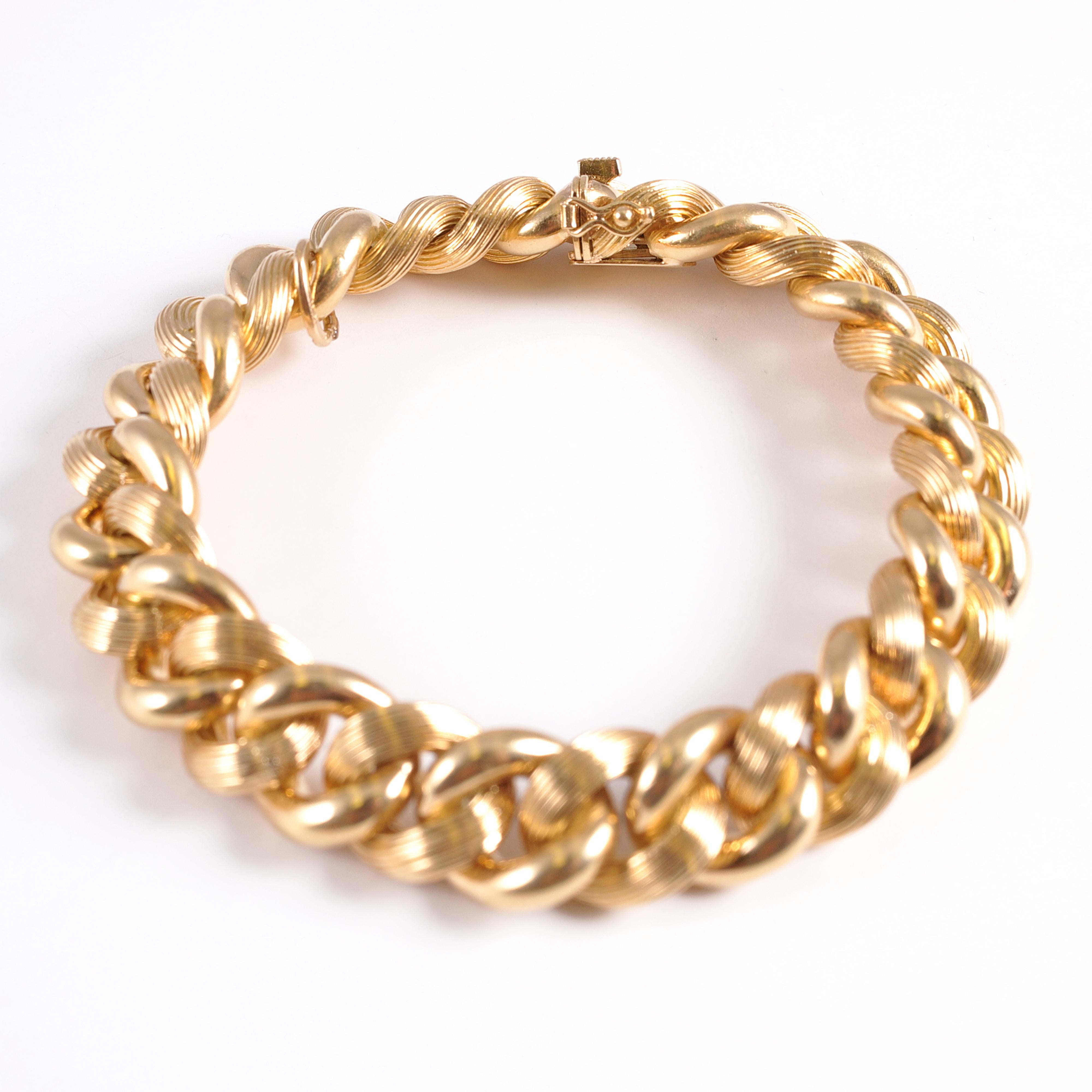 Tiffany & Co. 18 Karat Yellow Gold Link Bracelet 1